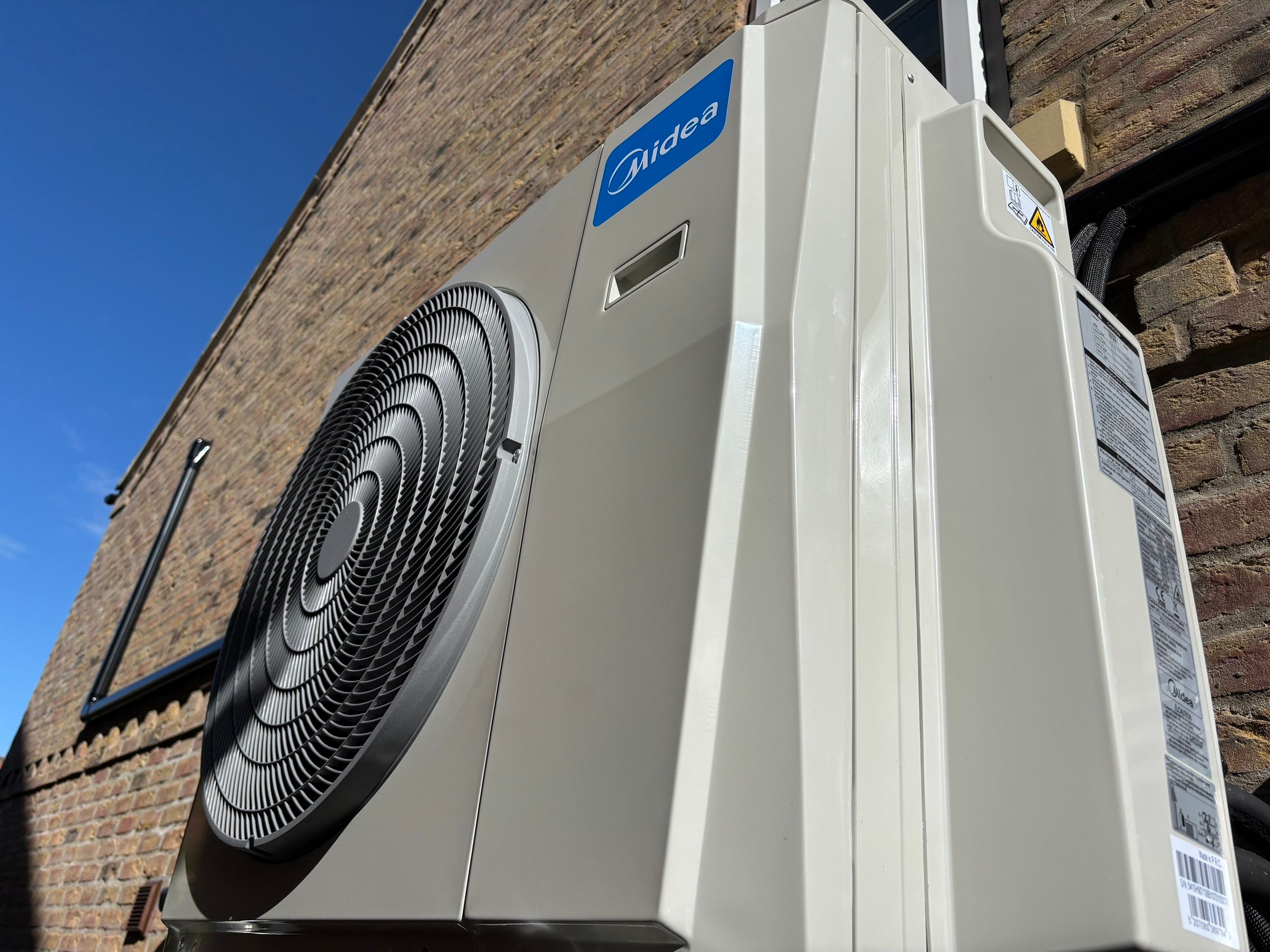 ❄️ Another quality air-to-air heat pump installation completed by the Elite Services Group team. 🏡 by Elite Services Group Ltd