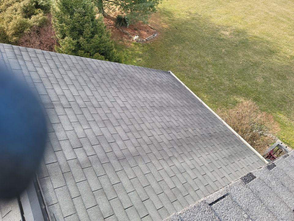 ATLAS PINNACLE COLOR: BLACK SHADOW DRIP EDGE: WHITE by Eagle Eye Roofing