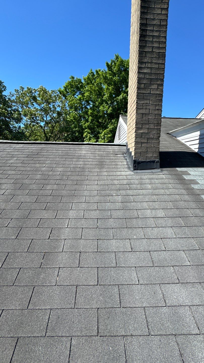 Springfield: CertainTeed Landmark Pro Designer Shingles in Max Def Moire Black by RM Banning, Inc.