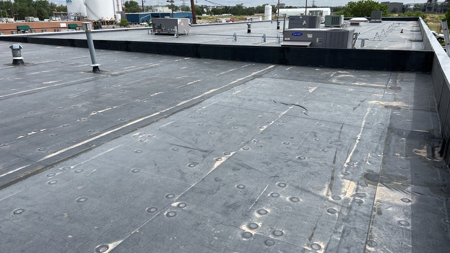 Commercial Roofing Installation using MuleHide EPDM .60 - BLACK by A to Z Roofing
