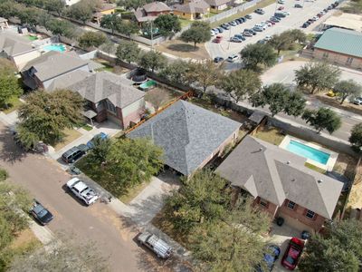 Residential Roofing Installation using TruDefinition Duration Designer - Storm Cloud 