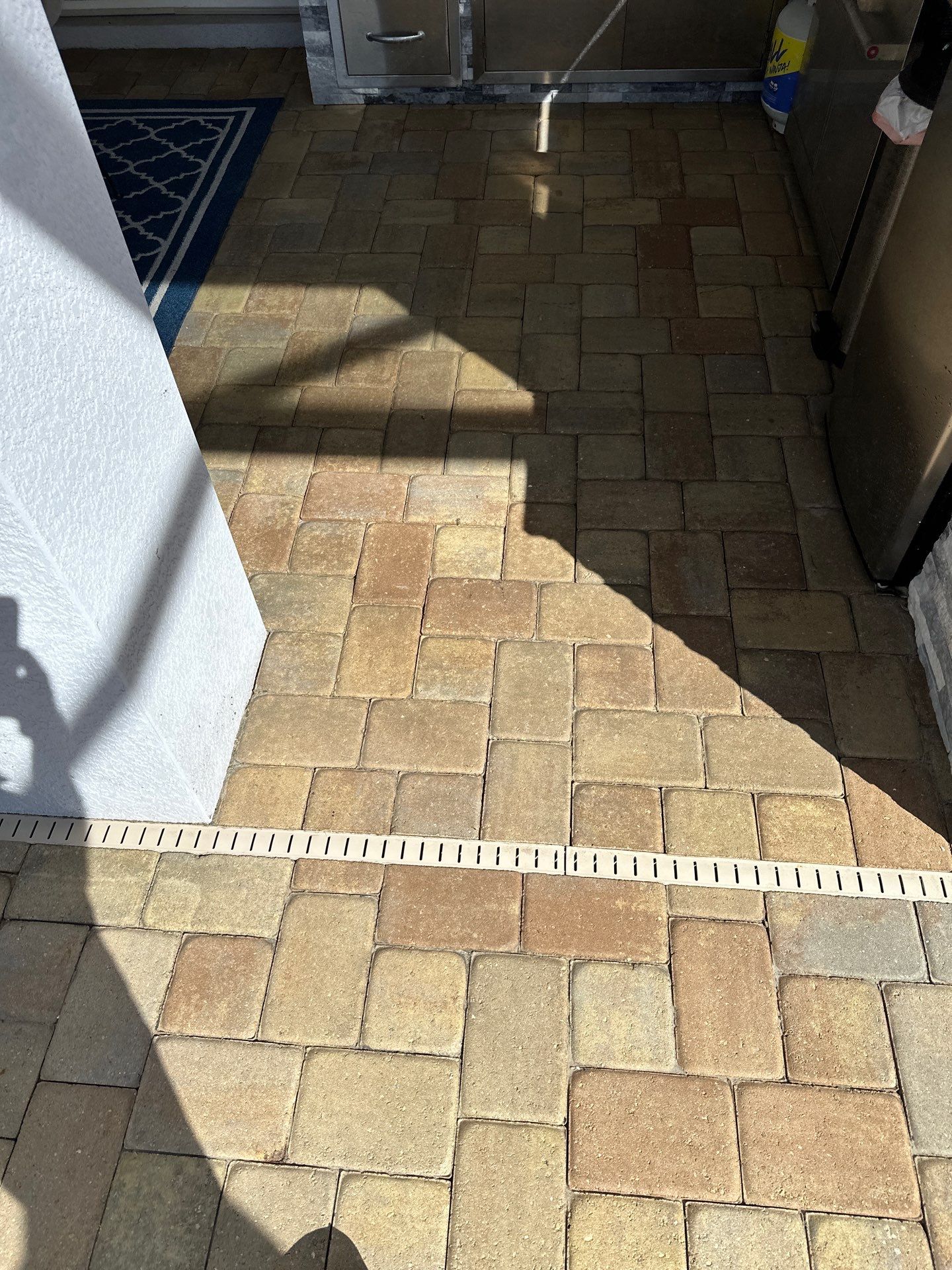 Paver Driveway, Pool Deck, Outdoor Furniture & Culvert Cleaning in Winding River Community, Bradenton, FL | Sunshine AquaWash by Sunshine AquaWash
