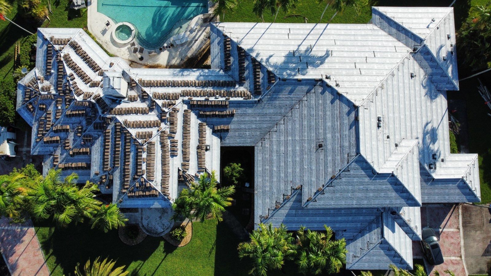 Peppertree Circle West, Davie, FL by G&J Roofing 