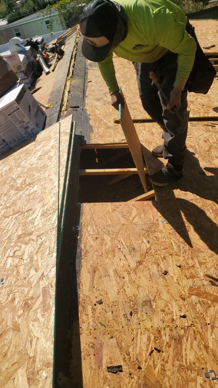 Project in Seminole 33772 by Mitchell Roofing Company LLC 