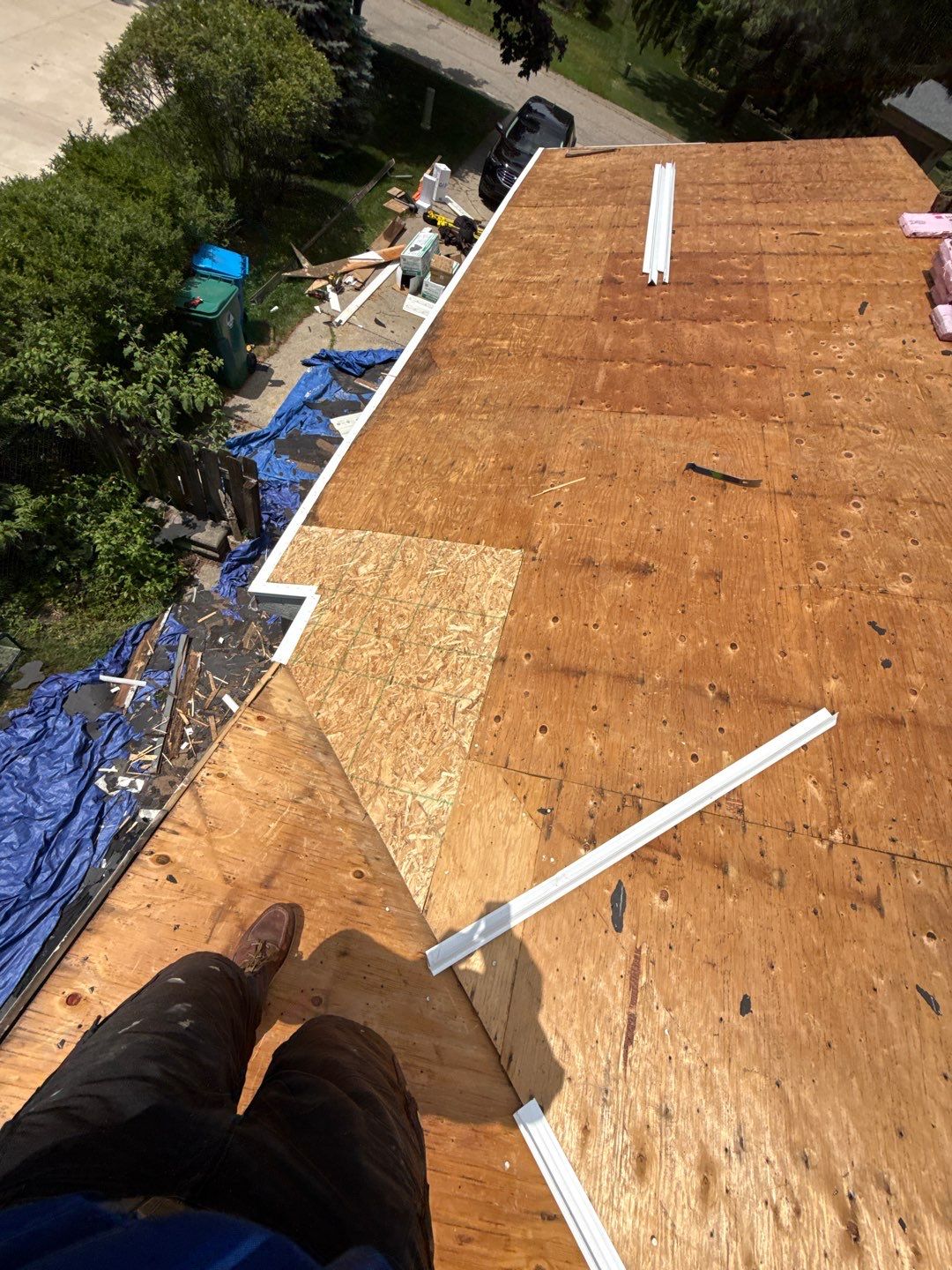 Roof Replacement using Owens Corning Tru Definitions by 180 Contractors