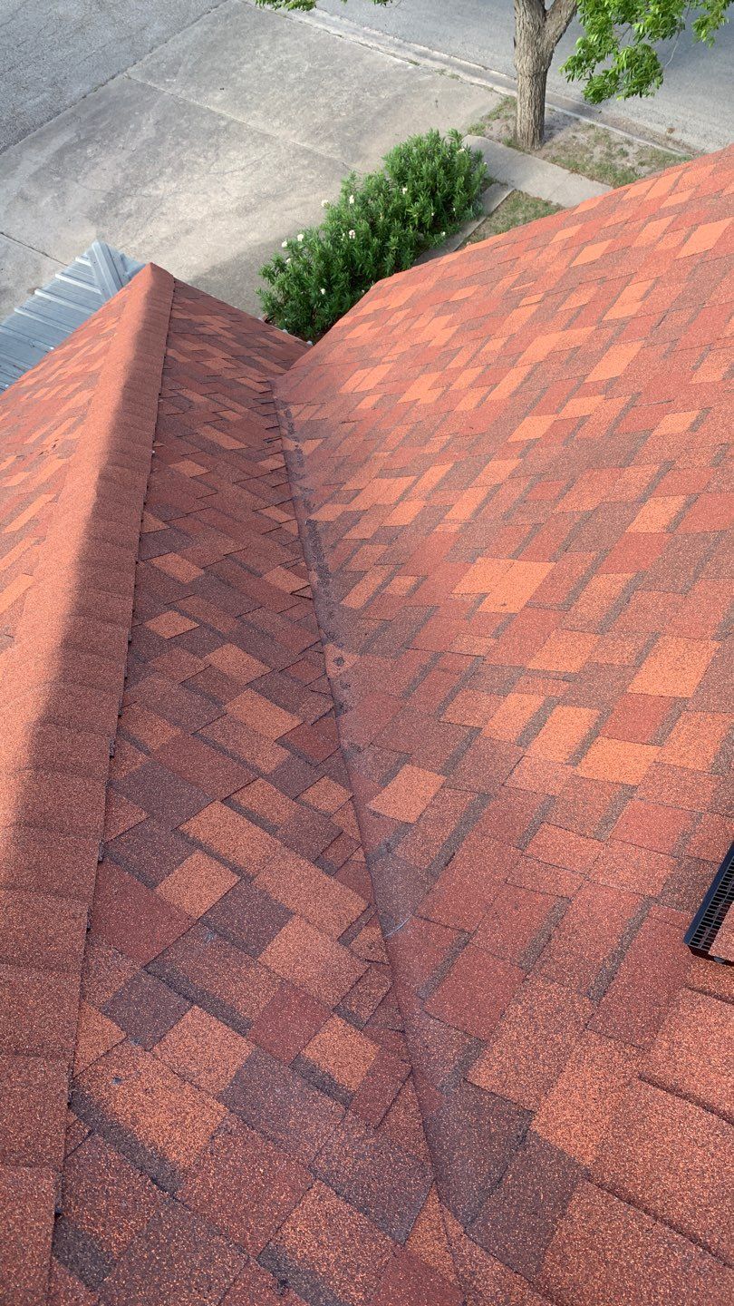 Sinton ShowStopper by Bayfront Roofing and Construction
