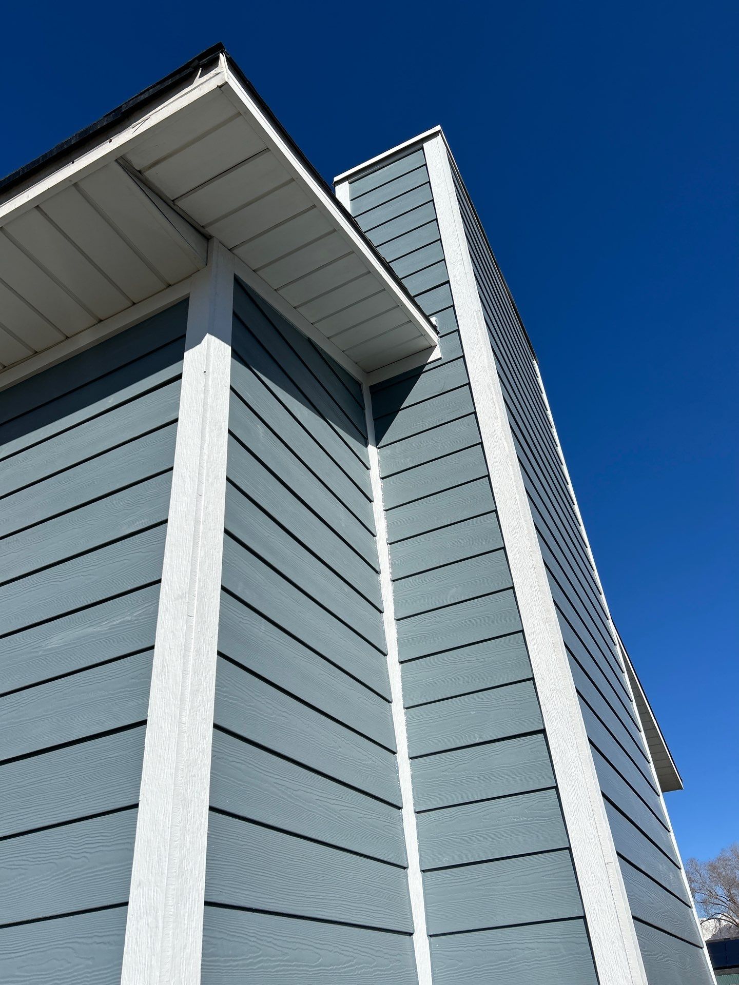 Orem | Beautiful Hardie Lap with B&B Accent | Boothbay Blue by Ideal Siding Utah