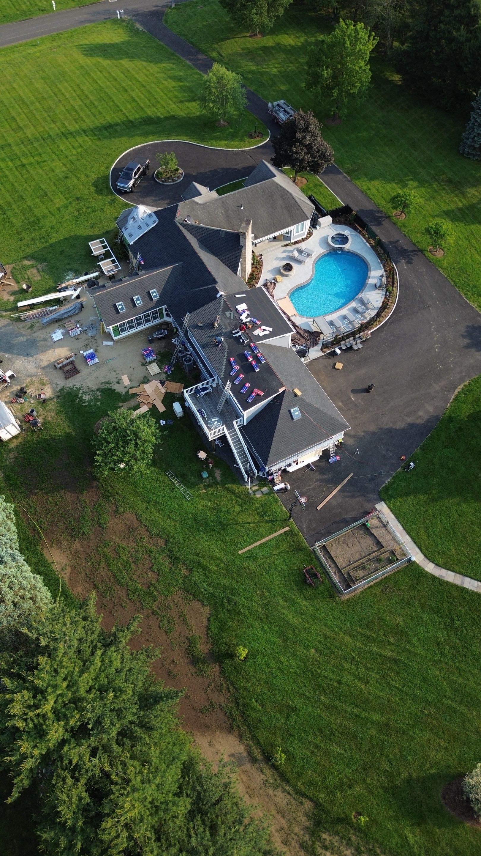 Full Roof Replacement by Lecla Home Improvements and Roofing INC