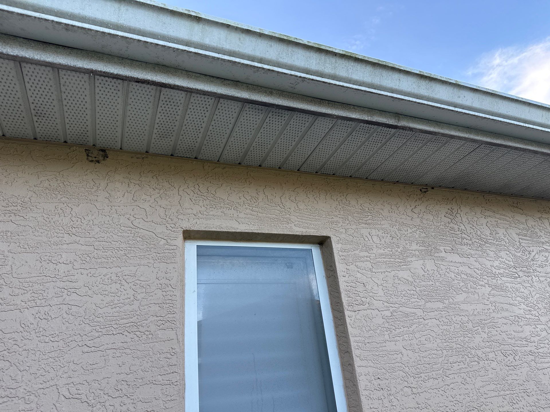 https://www.sunshineaquawash.com/residential-pressure-washing-services/gutterbrightening by Sunshine AquaWash