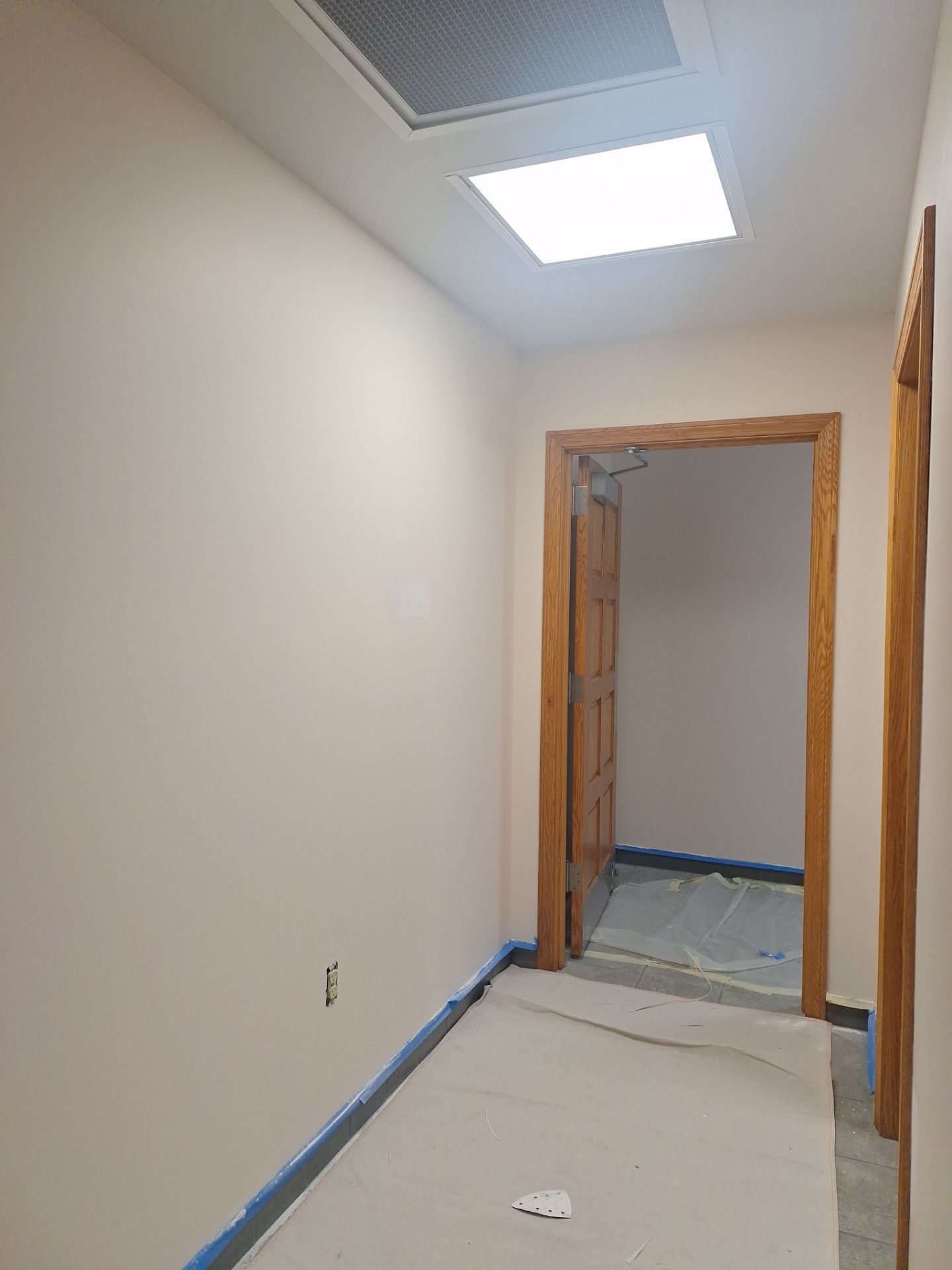 Wallpaper removal and Painting by Gordon Painting