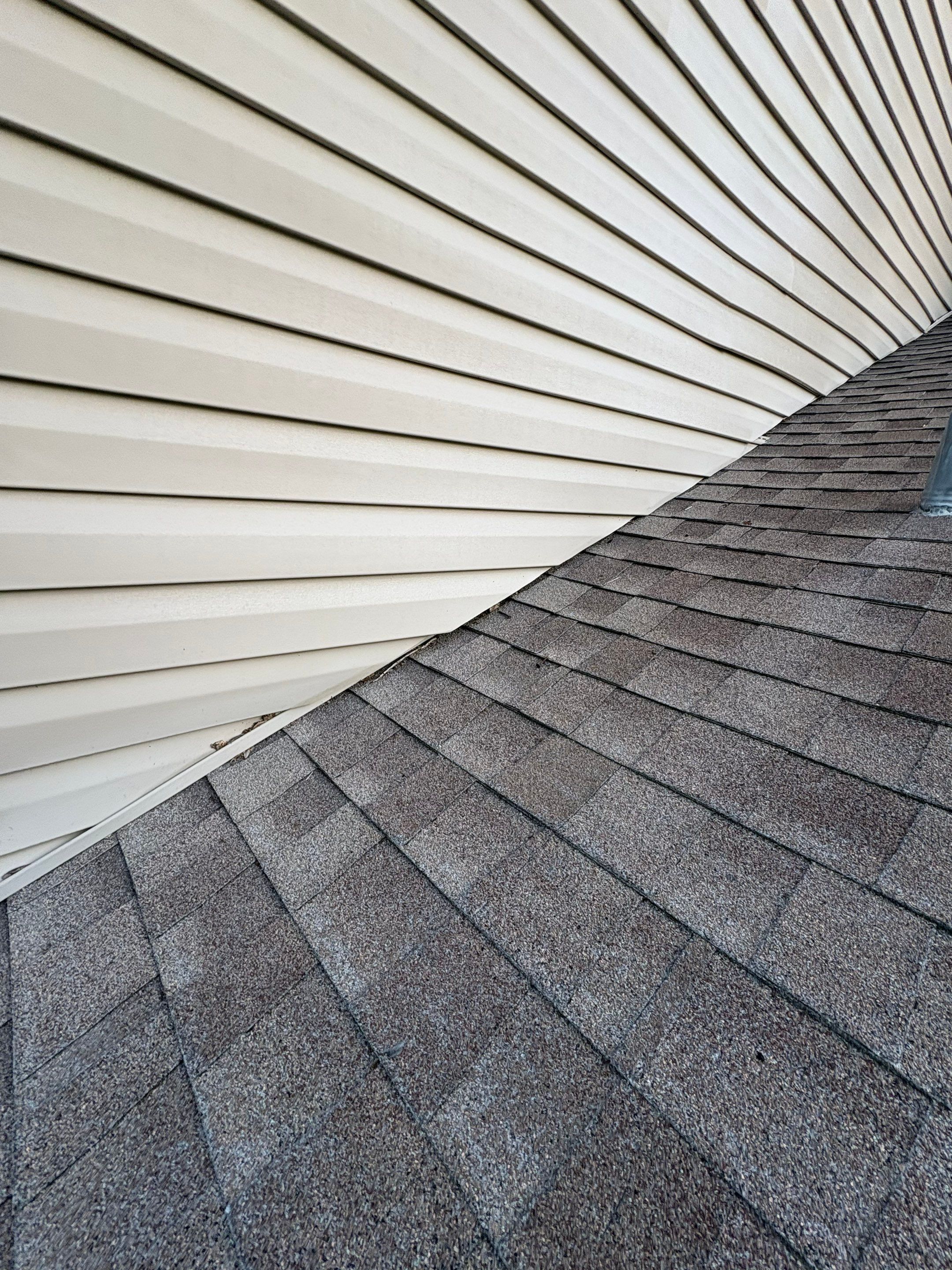 Project in Seminole 33776 by Mitchell Roofing Company LLC