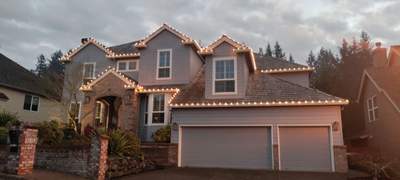 Holiday Lighting using C9 Incandescent Clear