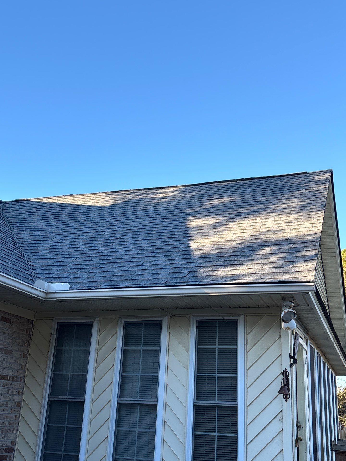 GAF HDZ - Oyster Gray by Linta Roofing