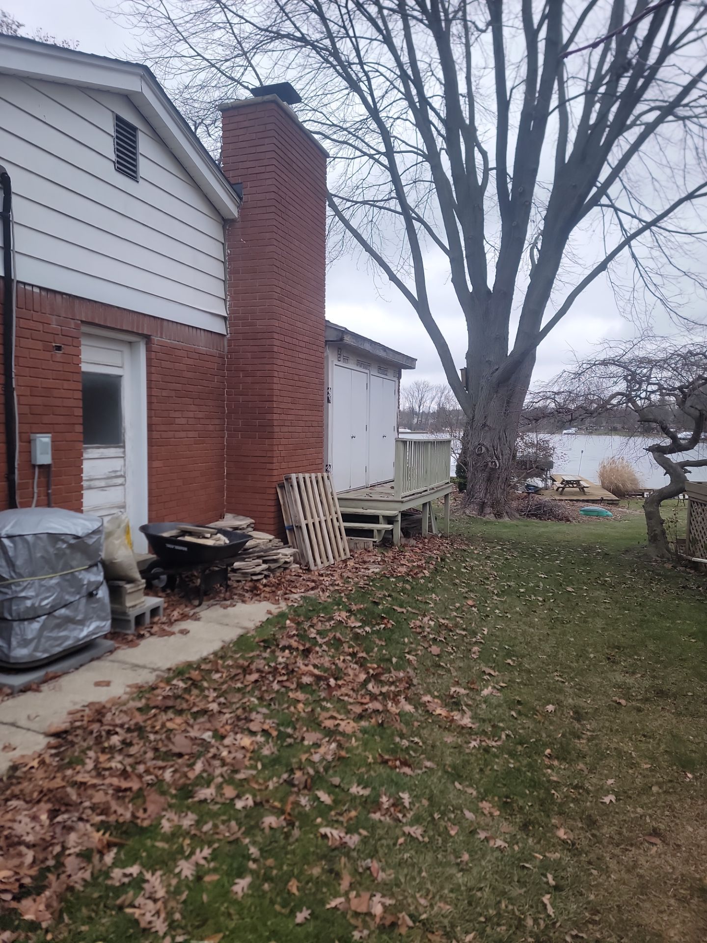 Siding Replacement using Alside Charter Oak D4.5" Colonial White by 180 Contractors