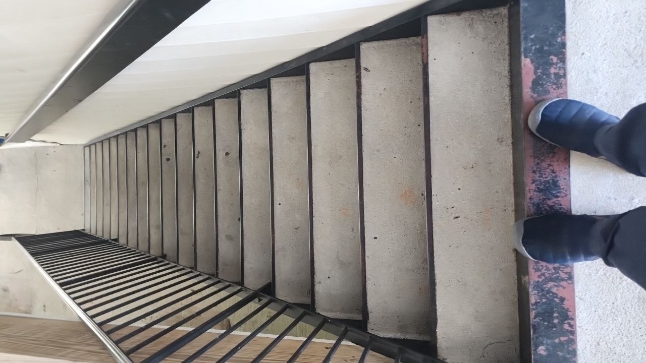 Appartment cleaning by Power Wash Masters LLC
