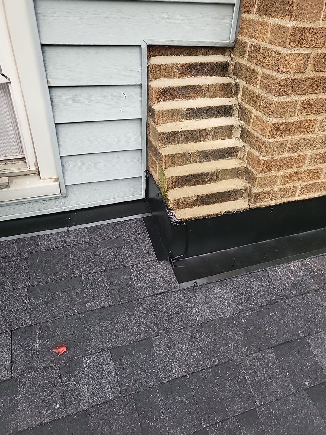 OC TRUEDEF DURATION COLOR: ONYX BLACK by Eagle Eye Roofing