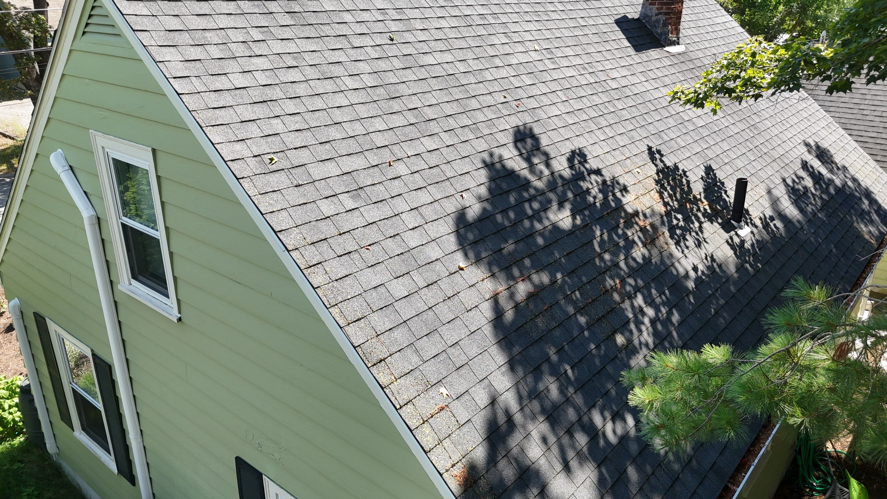 Roof Soft Wash & Gutter Cleaning – Maynard, MA by Mighty Dog Roofing of Greater Middlesex County