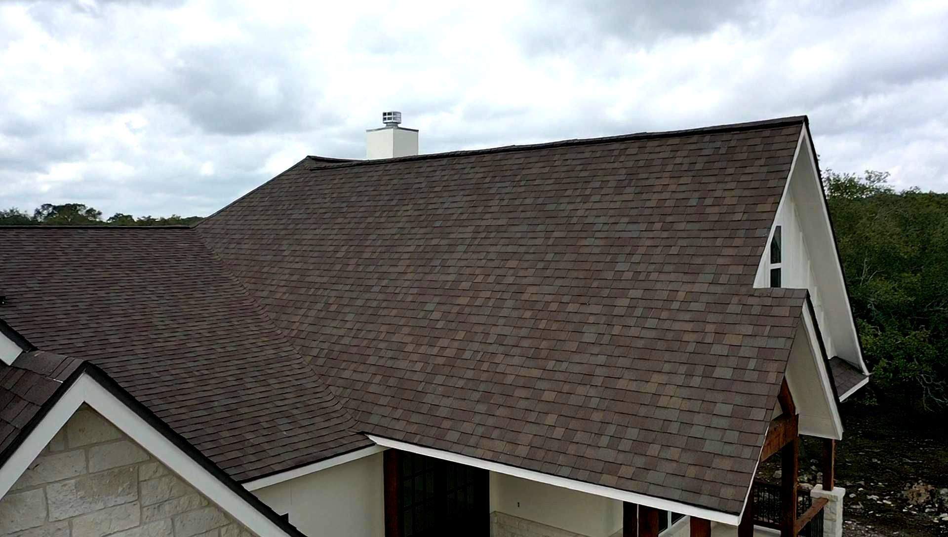 New Home Construction using Owens Corning 30 year Architectural Shingles by Premier Roofing and Contracting