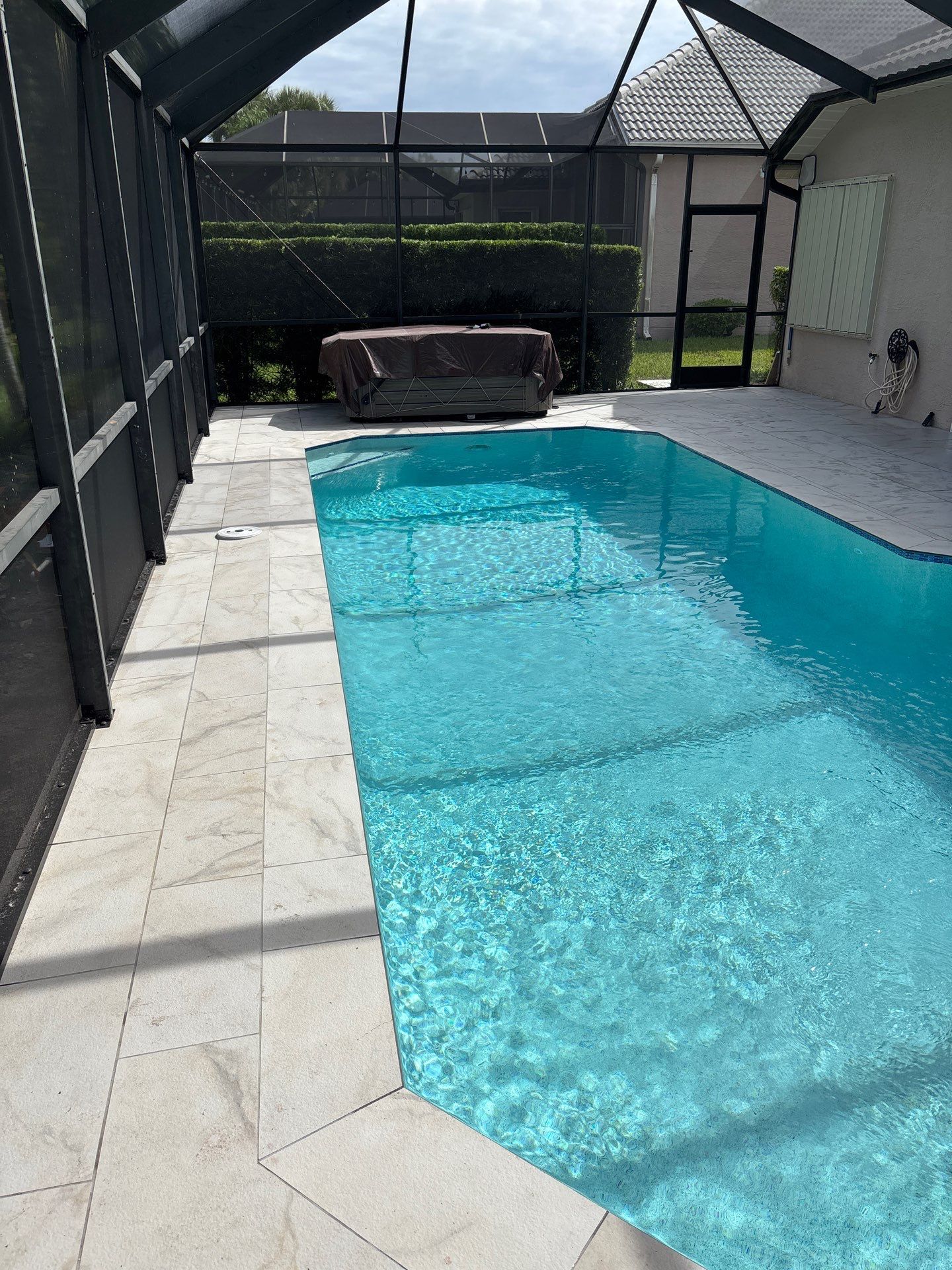 Porcelain Pool Deck - Colonial Country Club by Old Town Pavers Llc