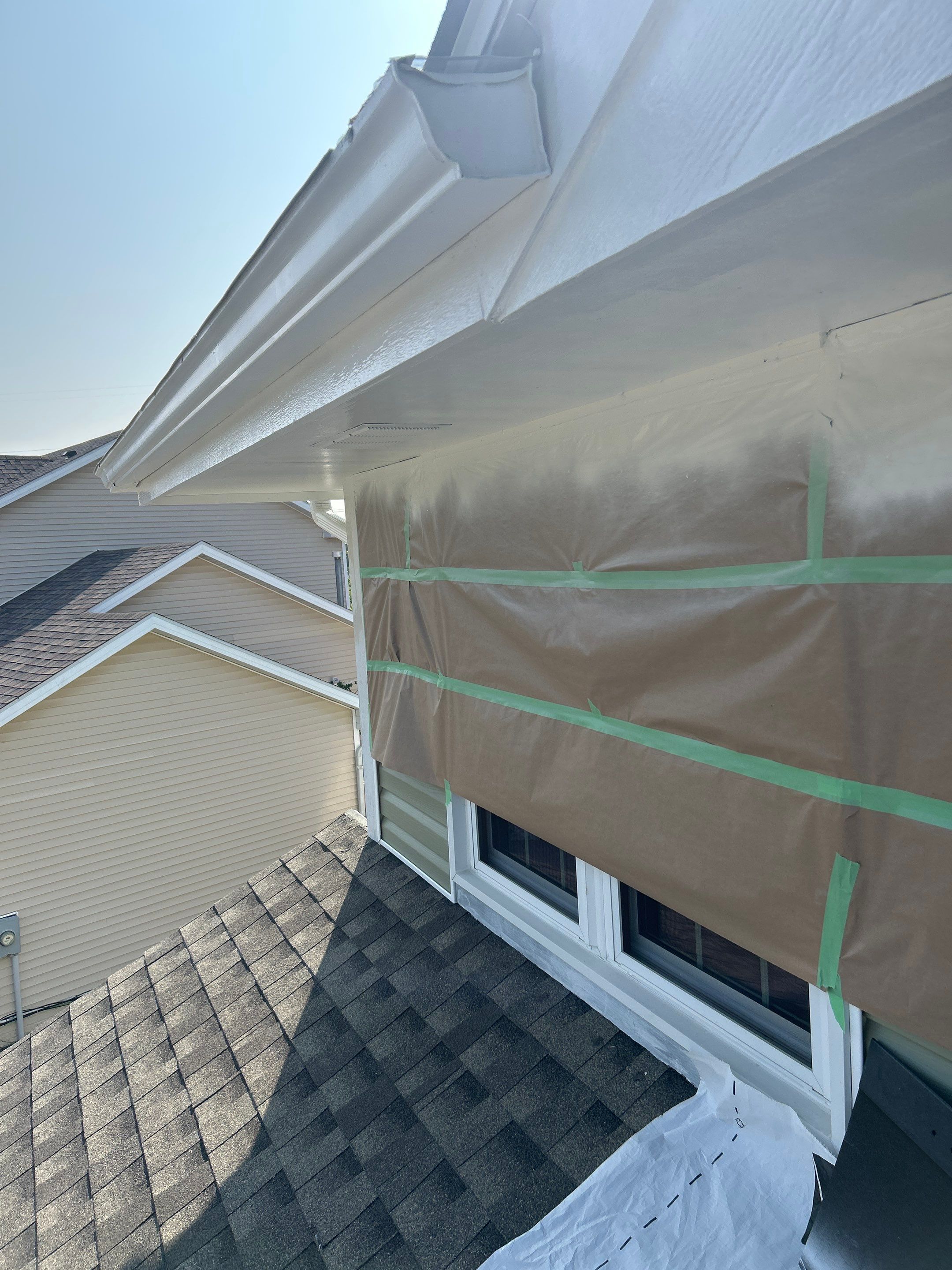 Vinyl siding in Pleasant Hill, IA by Blu Ember Properties