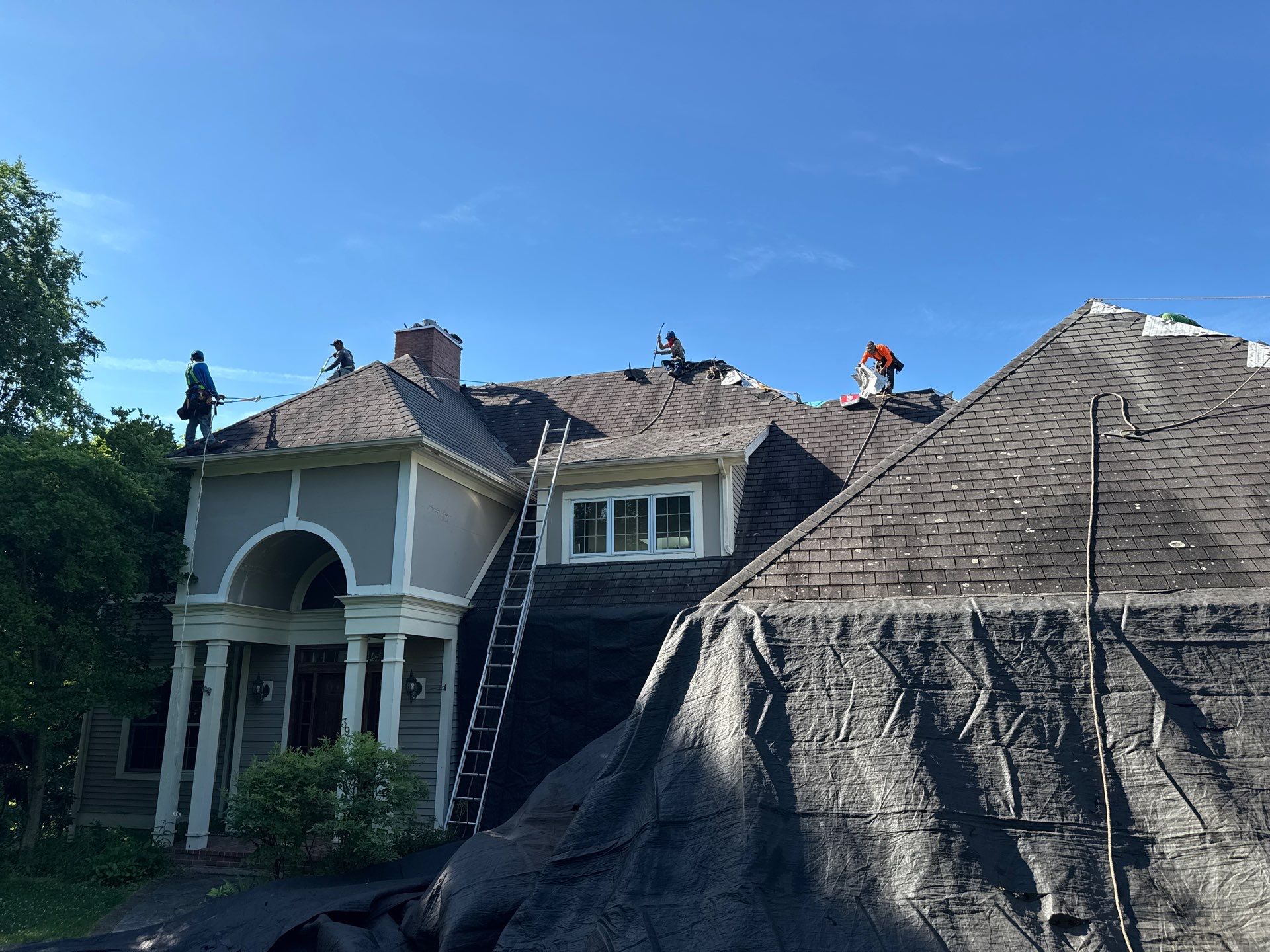 DiGIorgi installs a brand new roof in New Hartford by DiGiorgi Roofing and Siding Inc