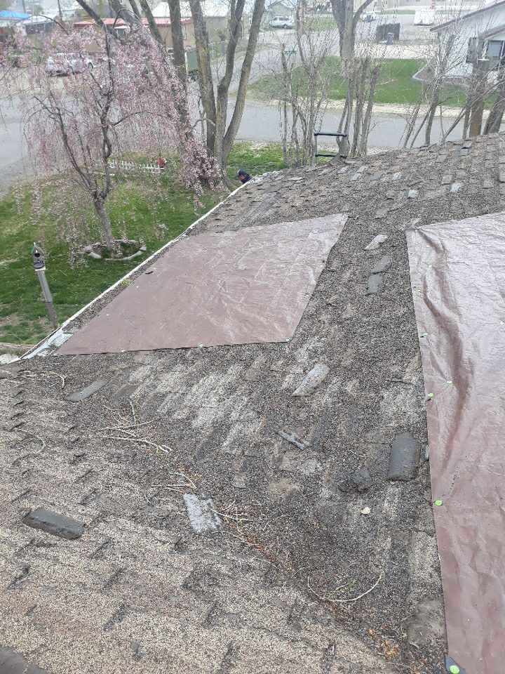 Yes we do Homedale and Yes we fix even the most challenging roofs. by ID Roofing LLC