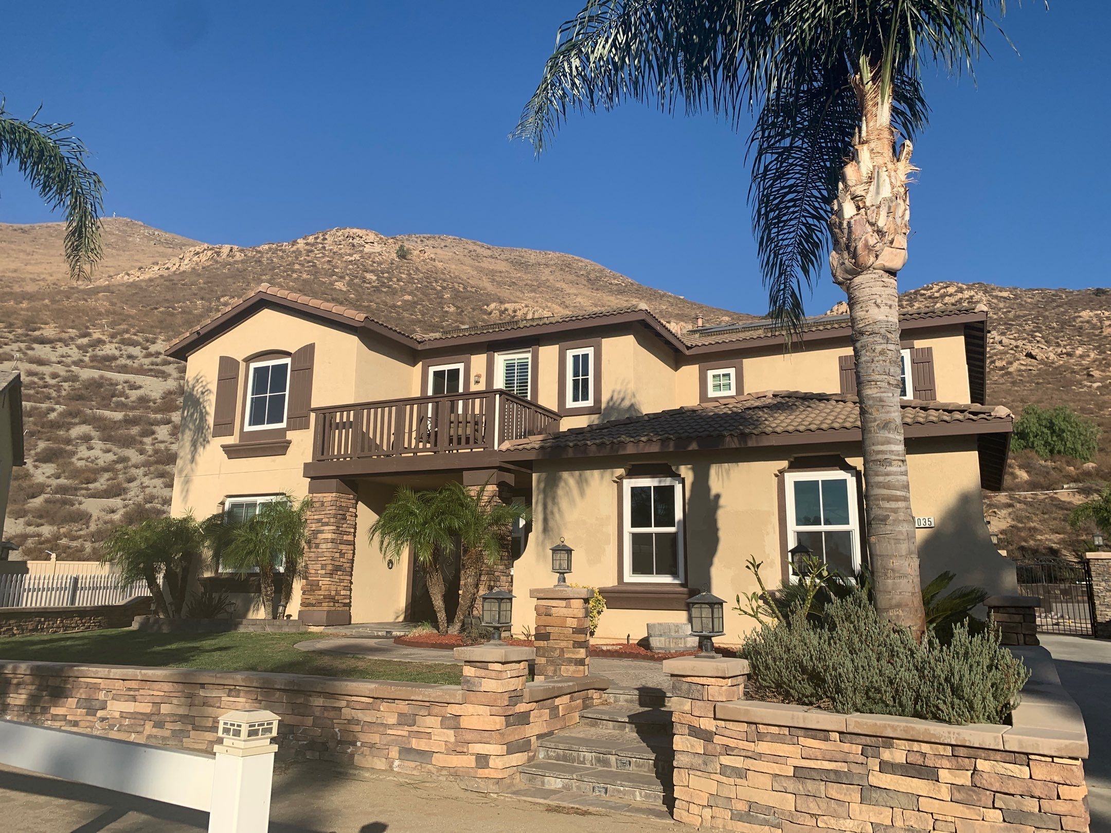Window Installation using Milgard by American Window Company