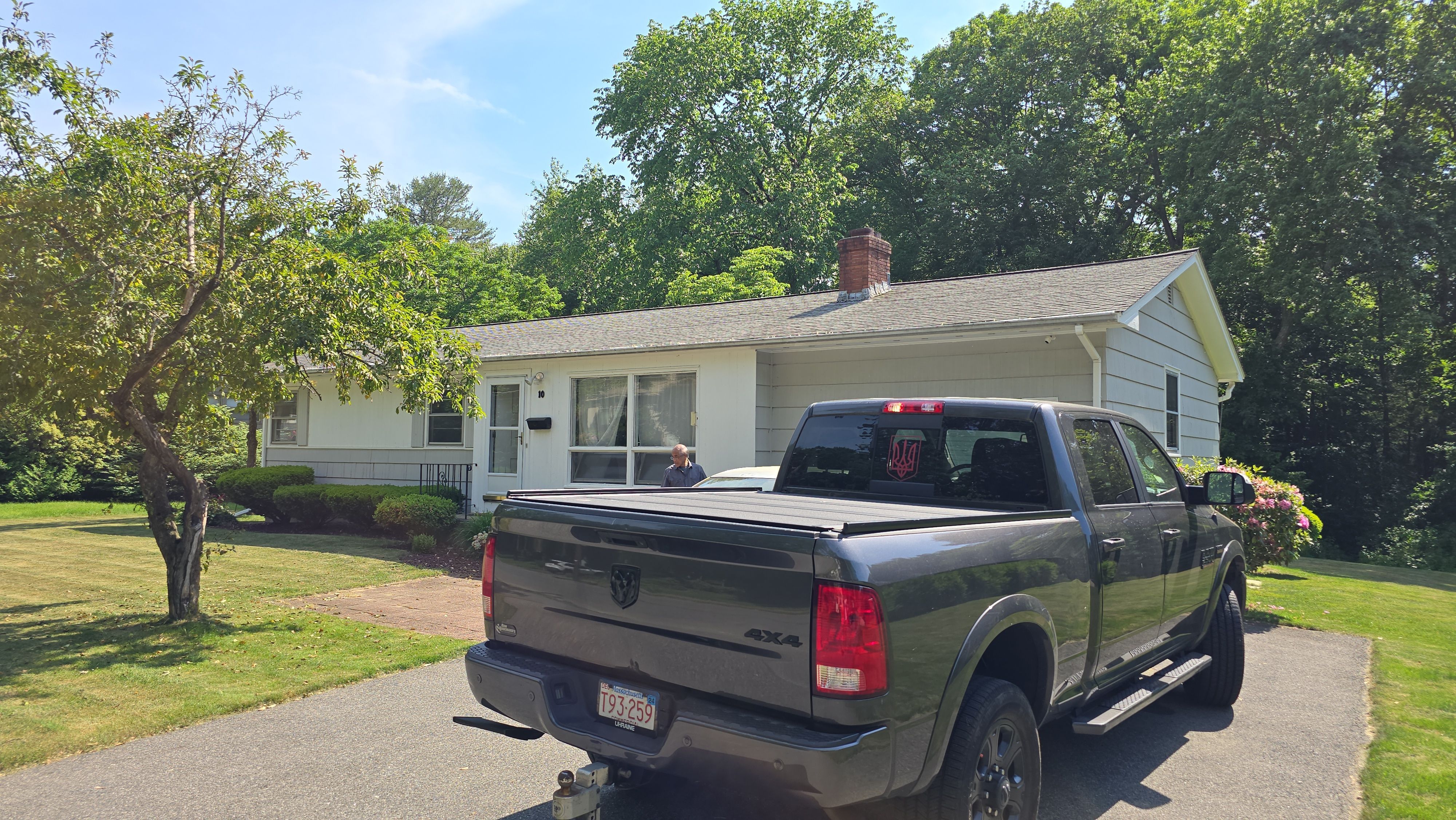 Complete exterior remodeling in NAtick, MA by UBrothers Construction