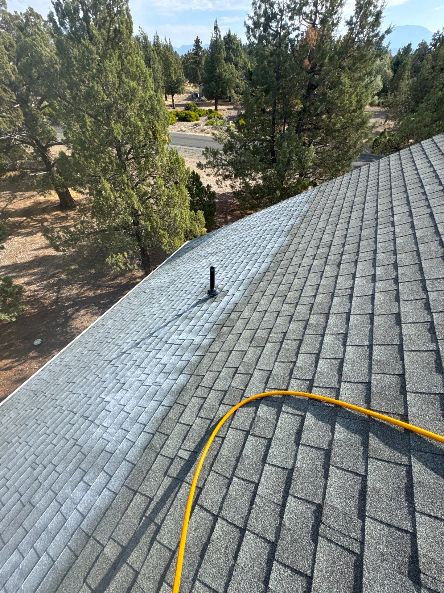 Project in Weed by Roof Maxx of Grants Pass