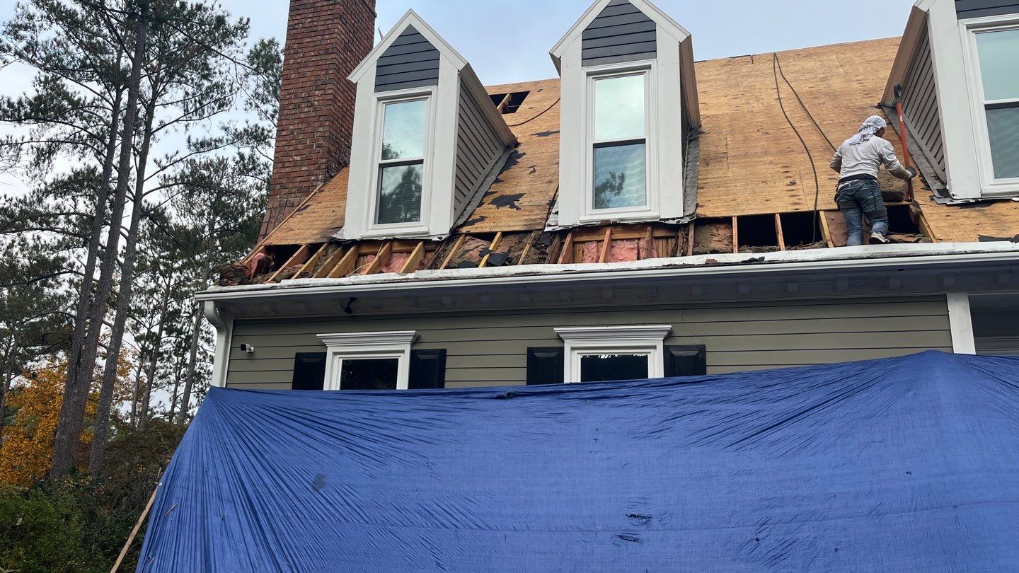 Roof Replacement using Owens Corning Oakridge Architectural Shingles by Midlands Roofing & Exteriors