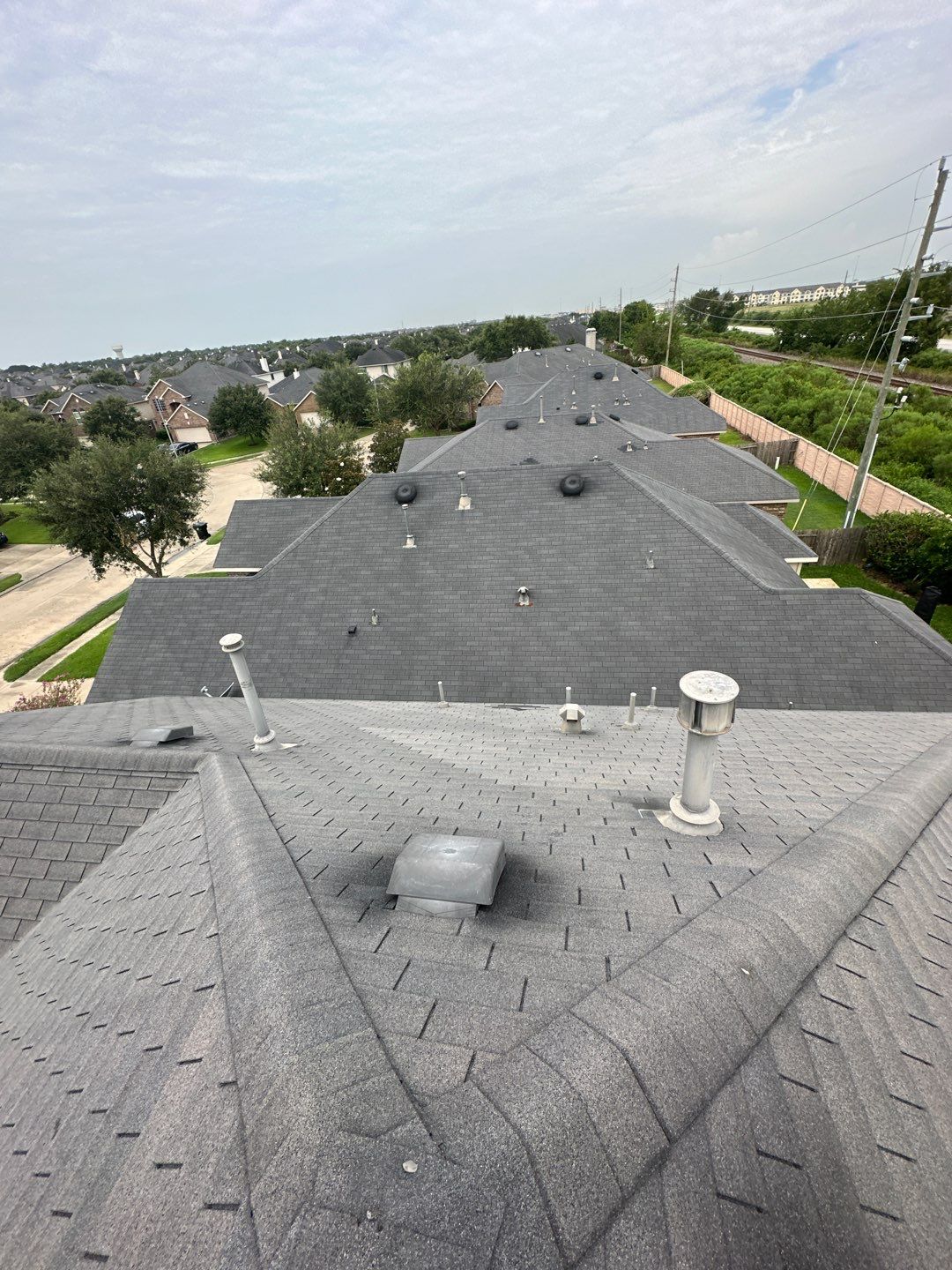 Hail Damage using Owen's Corning Duration (Lifetime) Shingles by Roof Repair Company