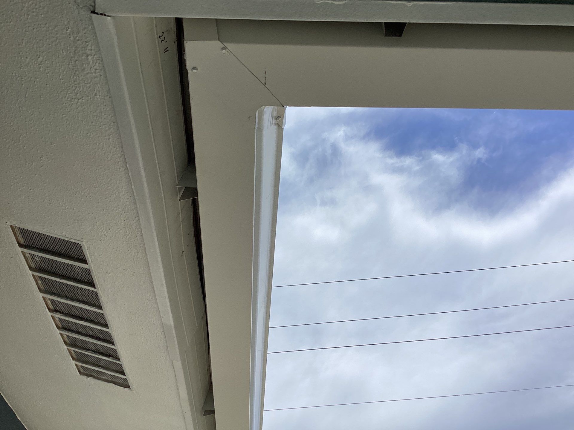 White Downspouts and Gutters Combo in Punta Gorda FL by Gutter Professors