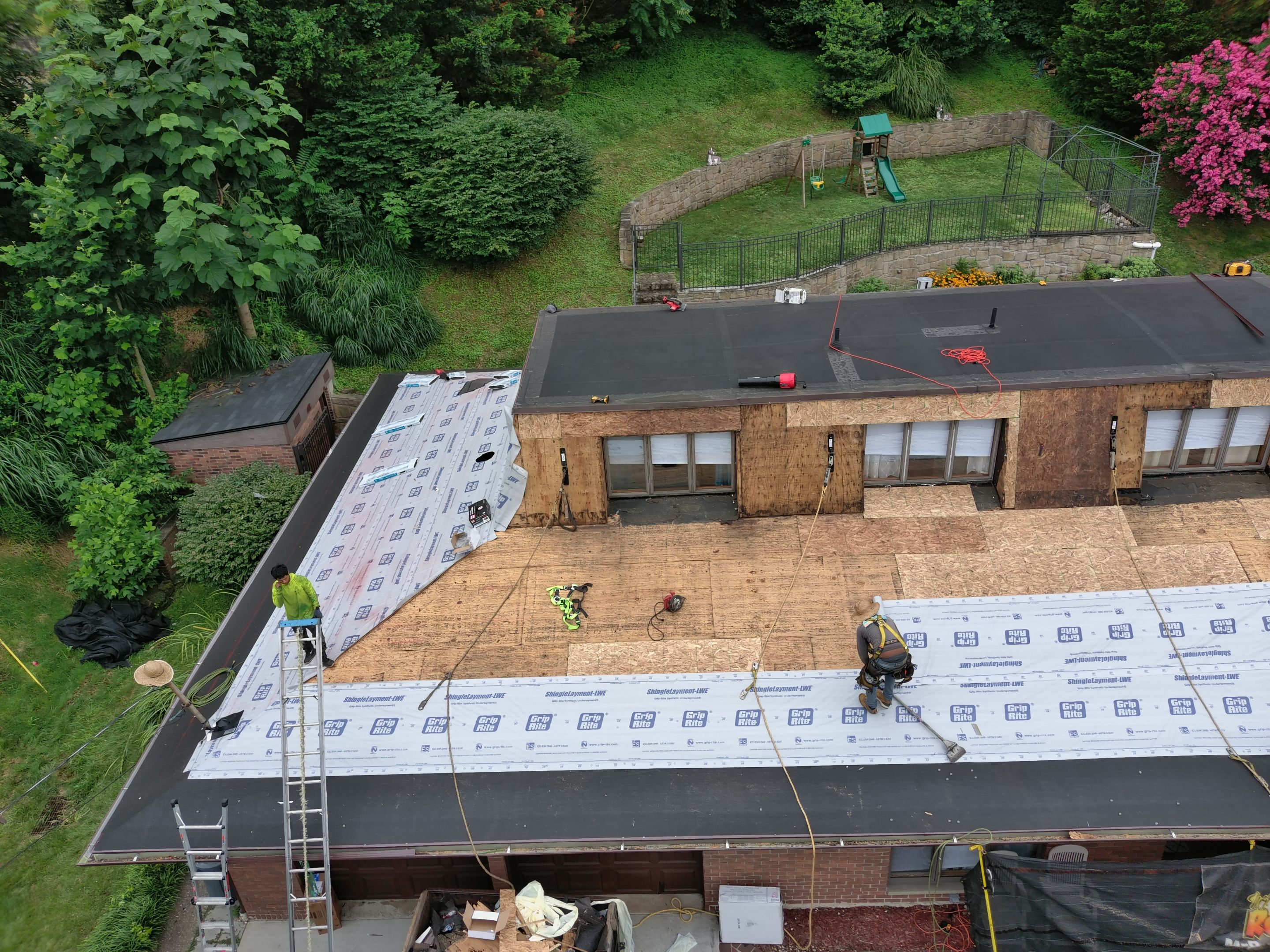 Unique Single Roof Replacement in Charleston WV – IKO Dynasty High-Performance Shingles by Mr. Roofer