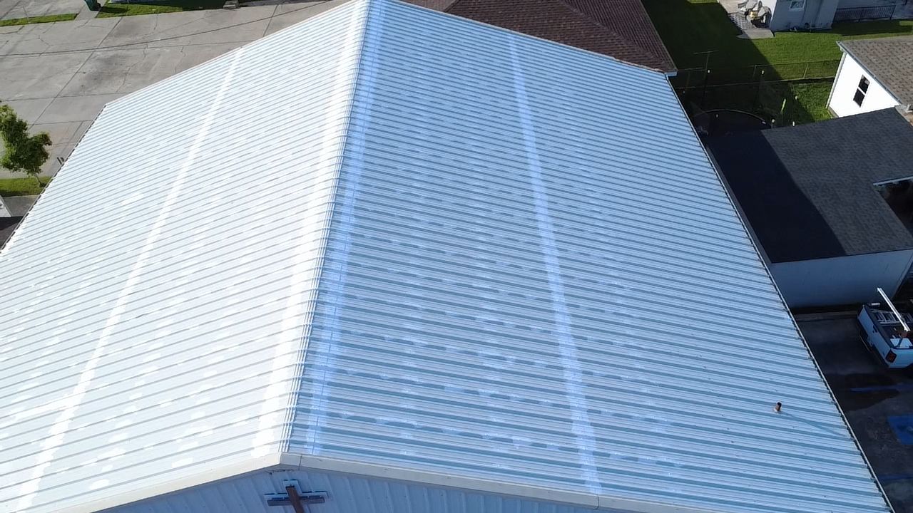 Metal Roof Coating in Harvey by HDS Contractors