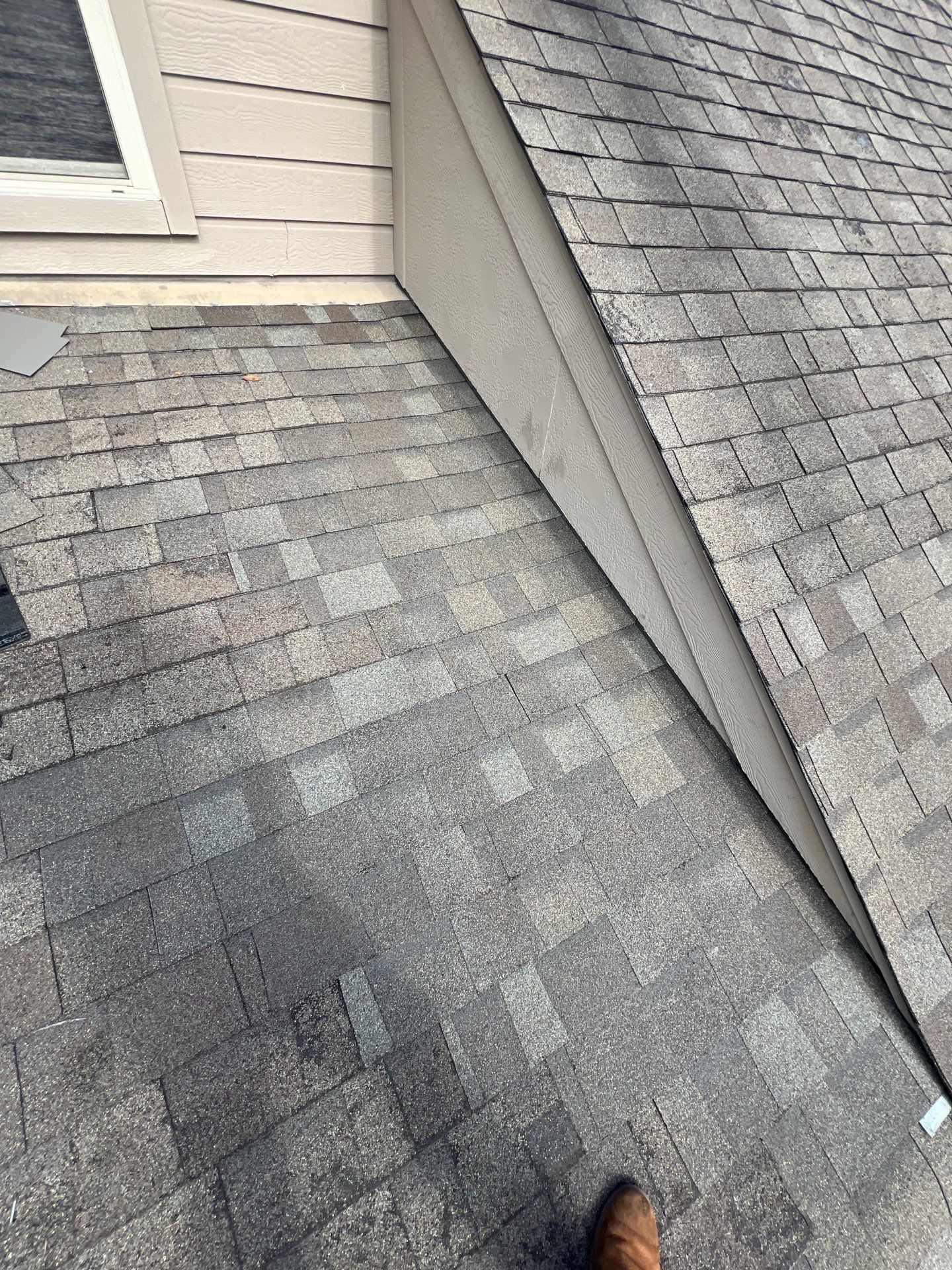 Hail Damage using Owen's Corning Duration (Lifetime) Shingles by Roof Repair Company