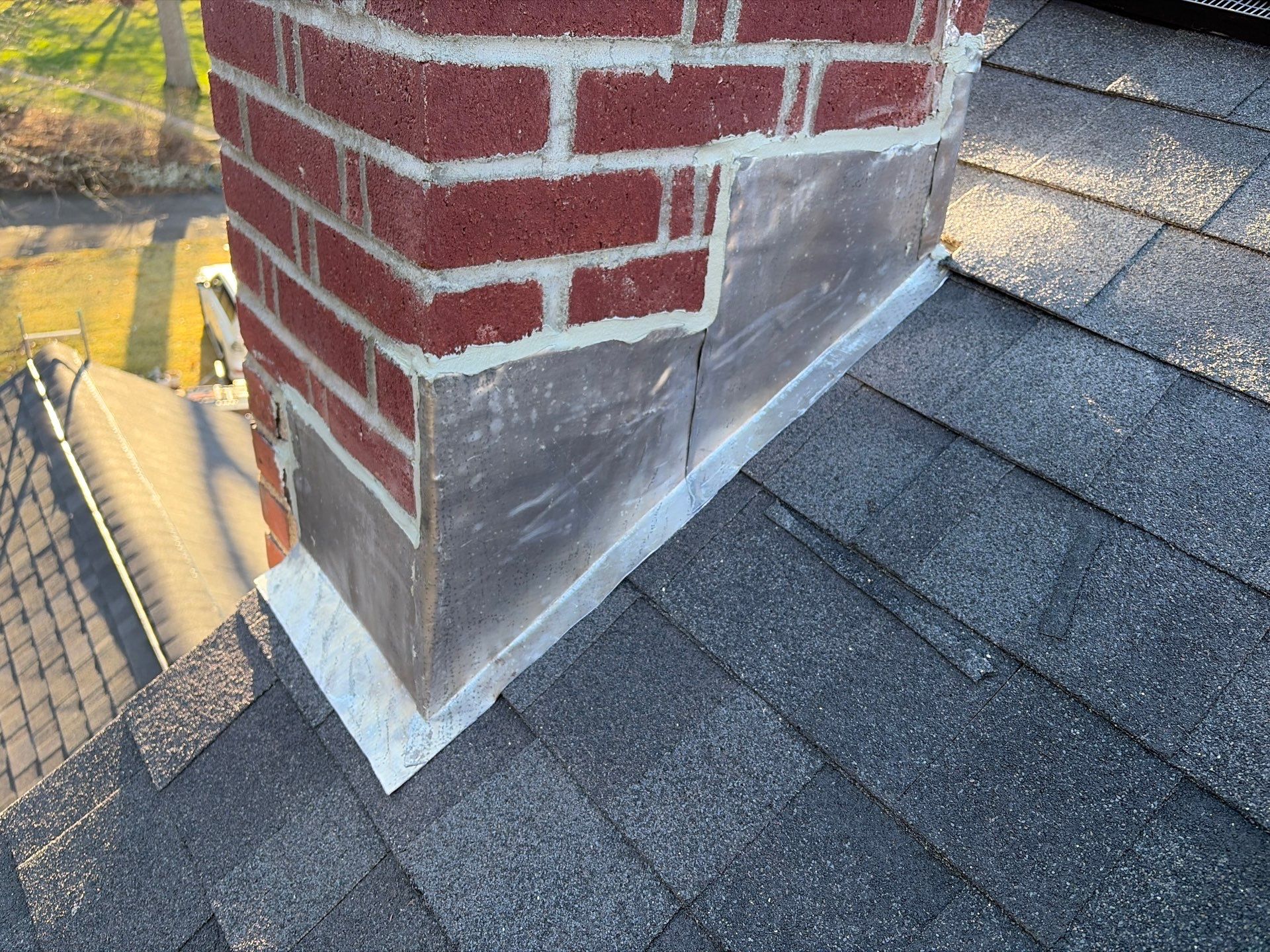 Owens Corning Duration: Onyx Black in Avon, Connecticut by Golden Shield Roofing