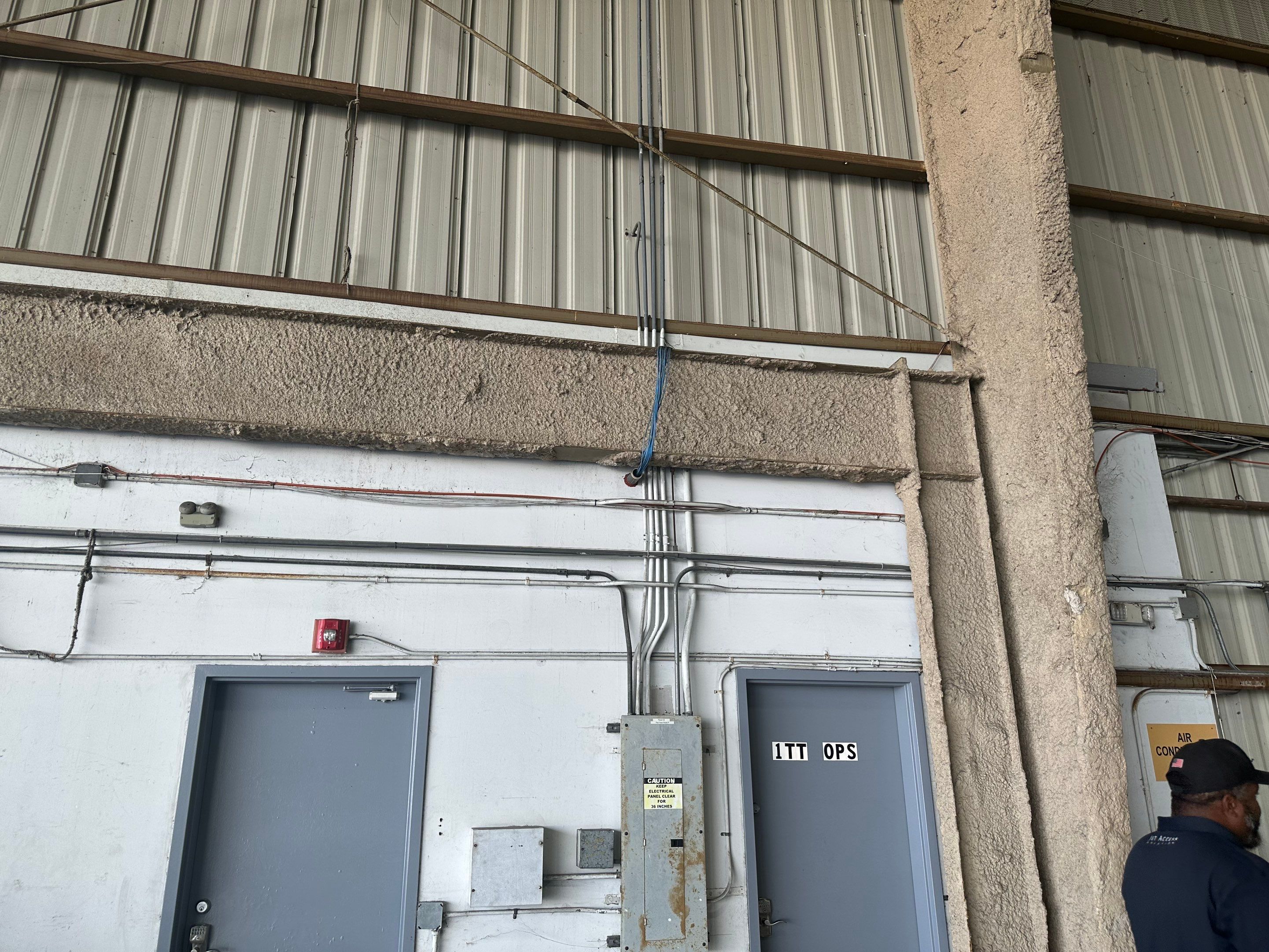 West Palm Beach Airport – Fiber Optic & Point-to-Point Wireless Bridge Network Installation by TeleCommPro