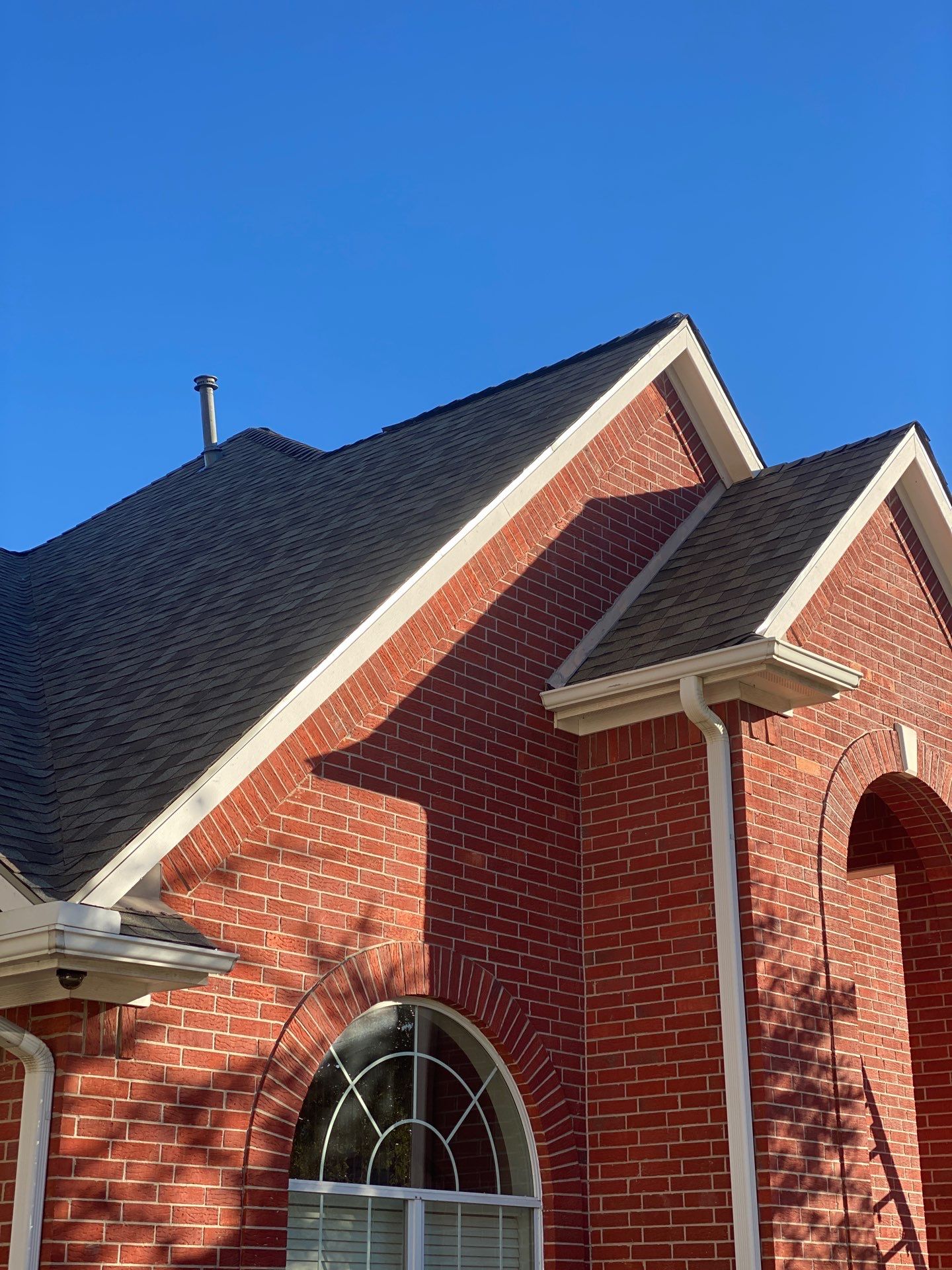Residential Roofing Installation using Owen's Corning Duration (Lifetime) Shingles by Roof Repair Company