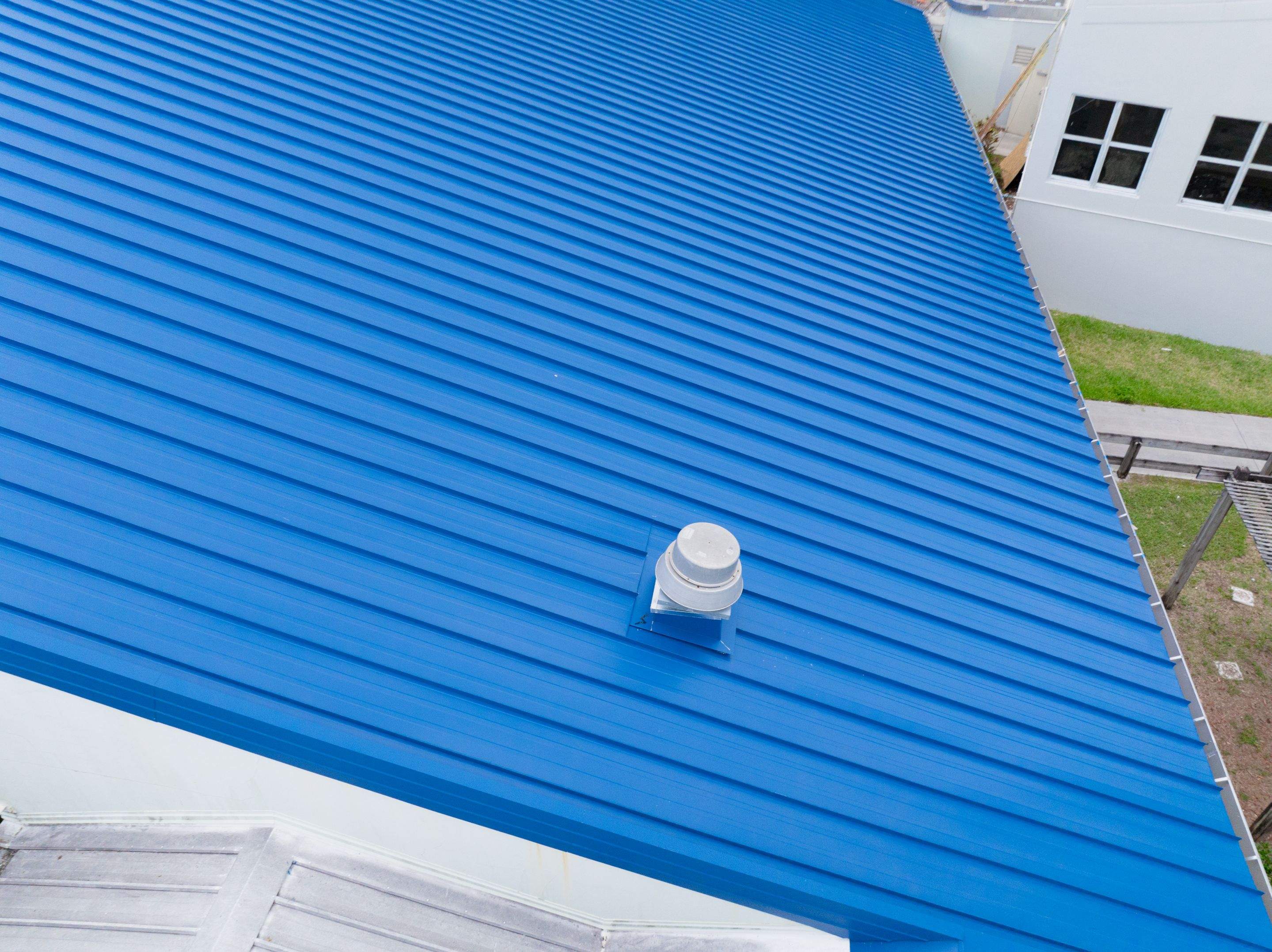 24ga 1.5" Mechanical Seam Slate Blue by Total Roofing System The Metal Roof Experts