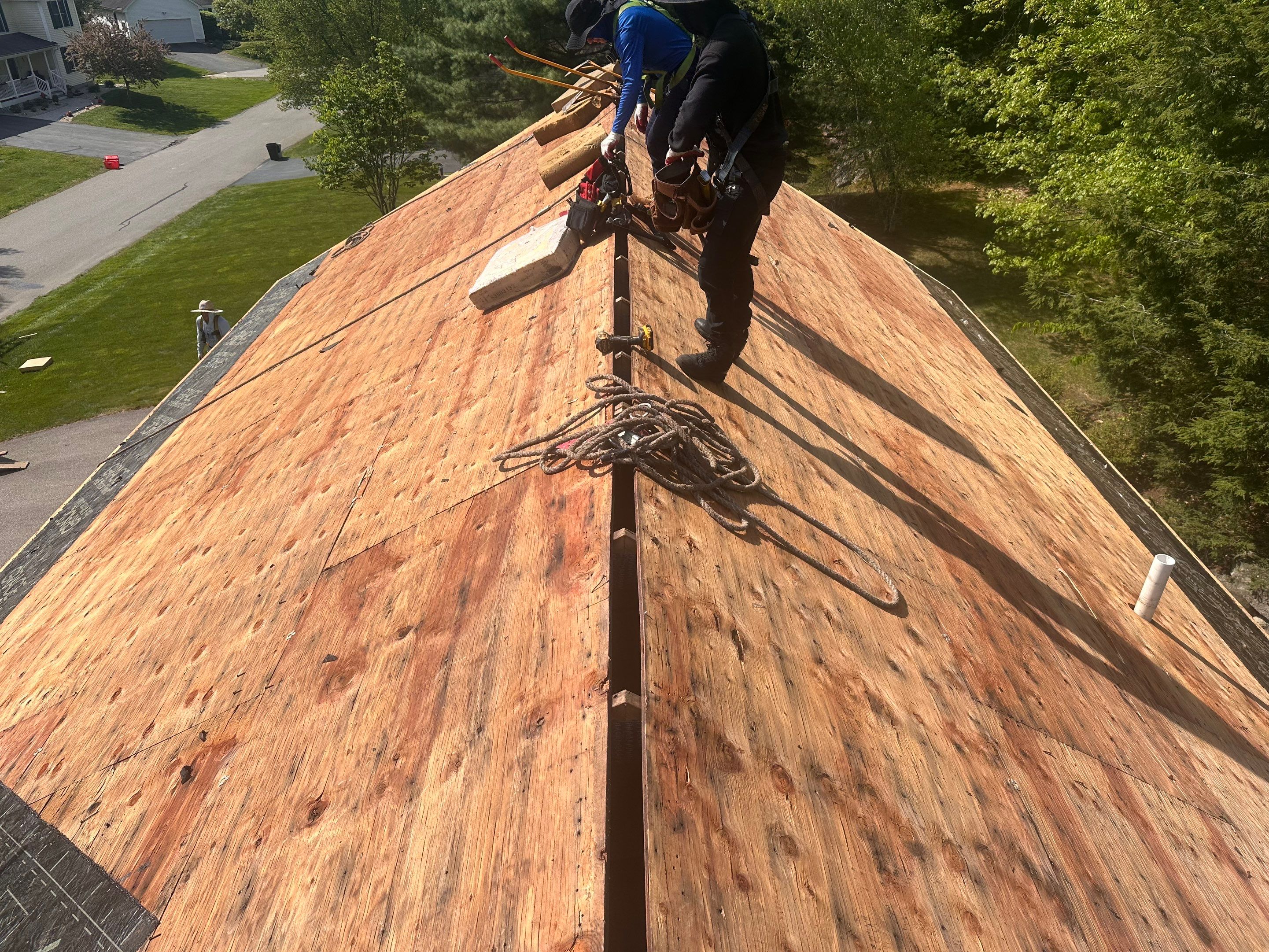 Owens Corning Shingle Roof Replacement and Decking in Keene, NH by Tall pine roofing