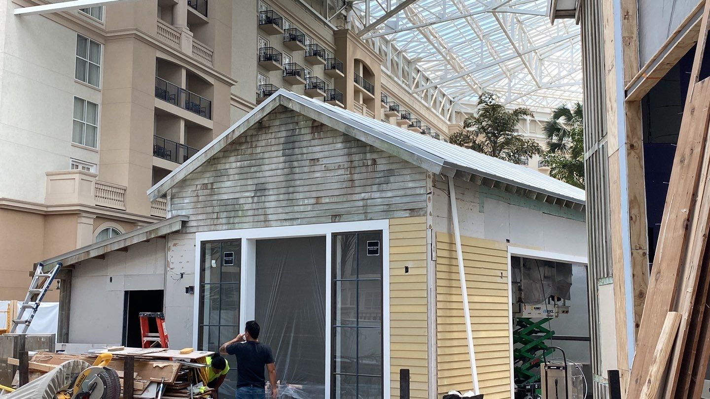 Gaylord Palms Old Hickory Restaurant by Fiddlers Roofing
