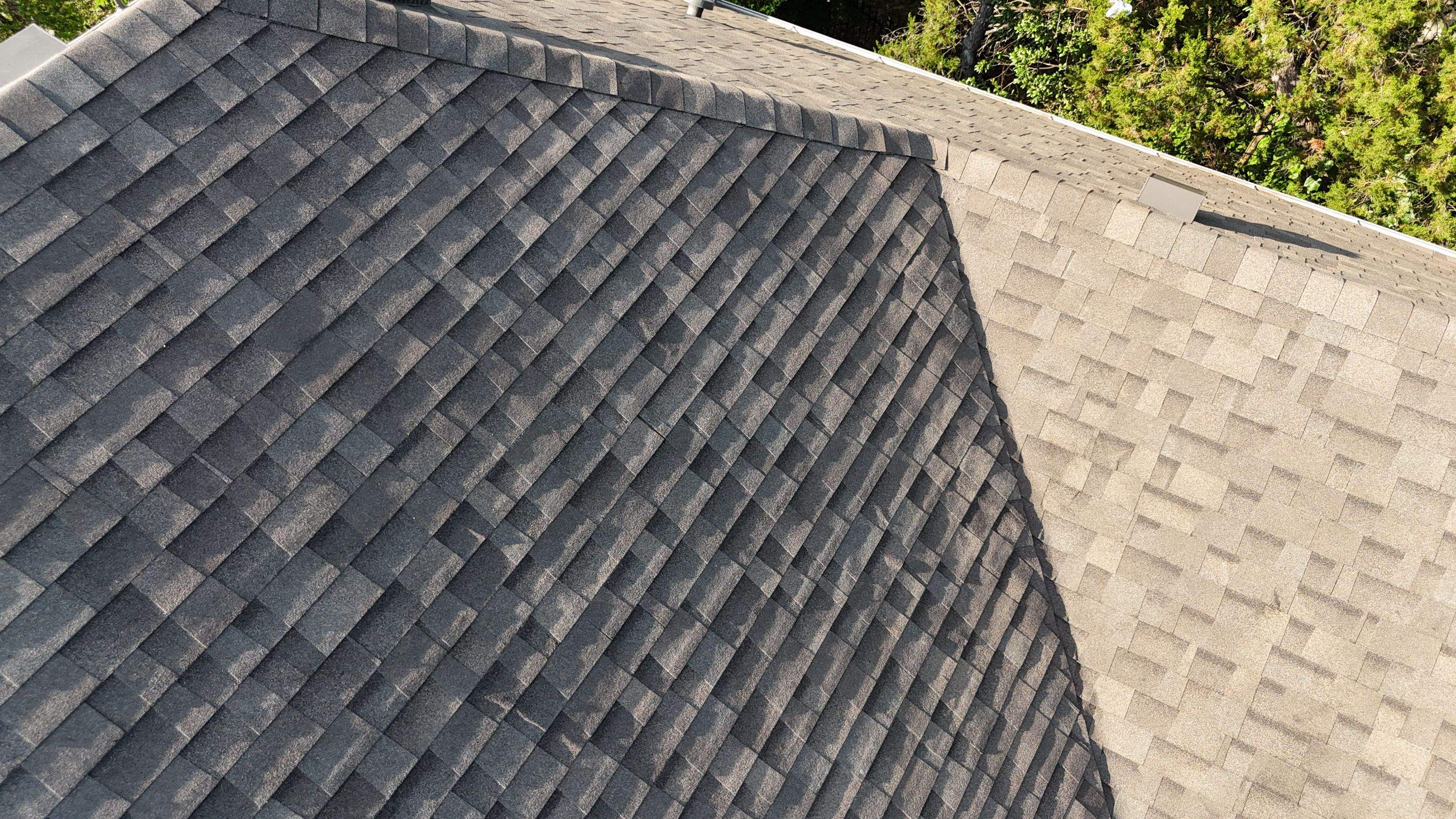 Weathered Wood Plus - Malarkey Highlander by RoofsOnly.com