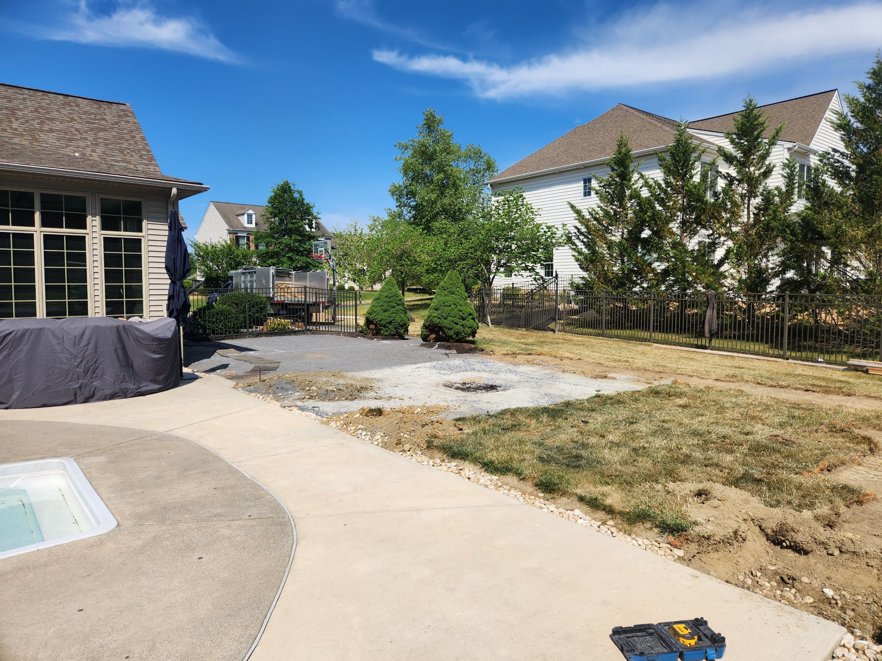 Goss PROJECT by Potted Luck Landscape