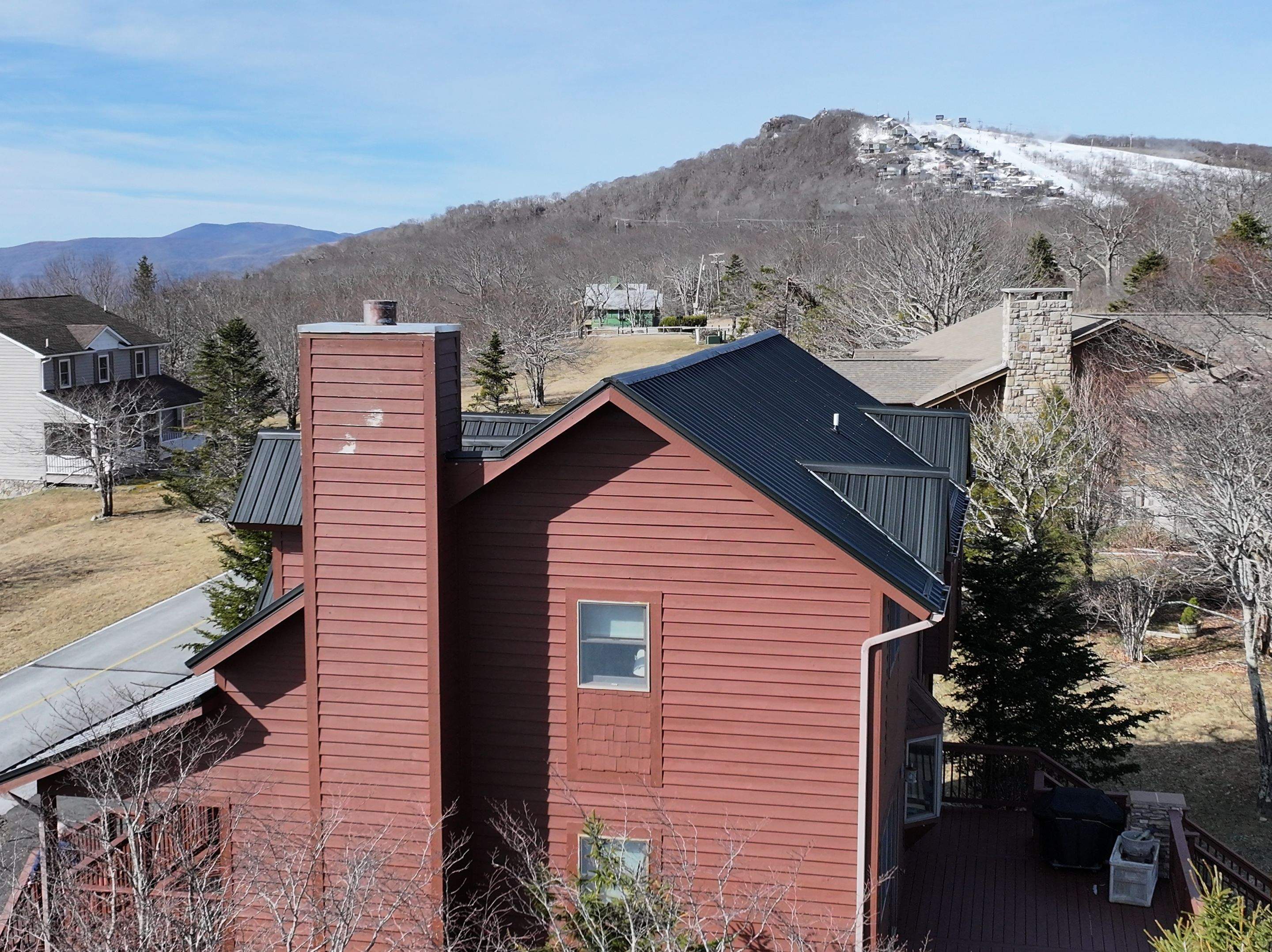 Dameron Residence by Omnia Roofing