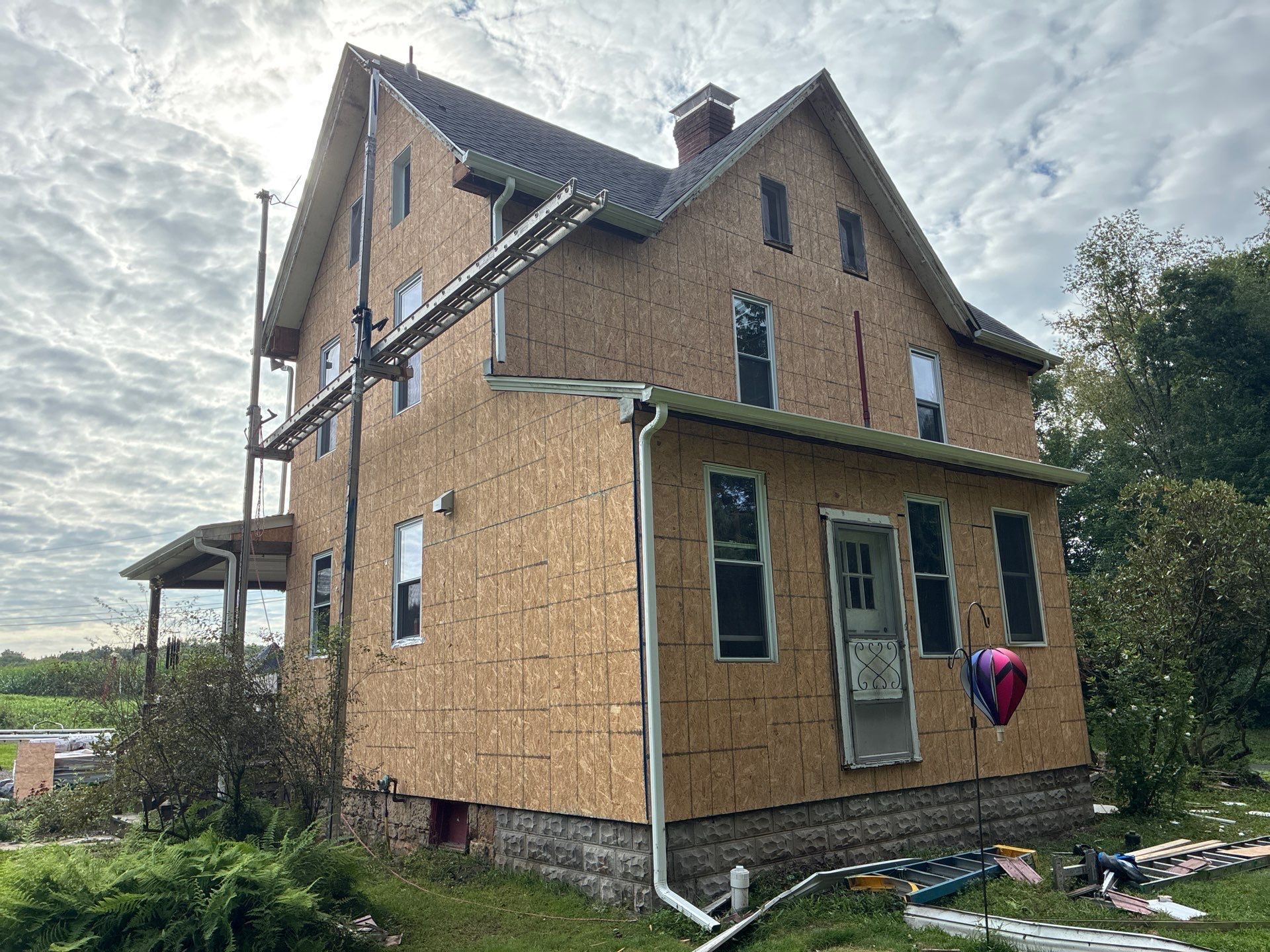 Full House Siding Renovation and Exterior Repairs in Valencia, Pennsylvania by Ideal Siding Pittsburgh