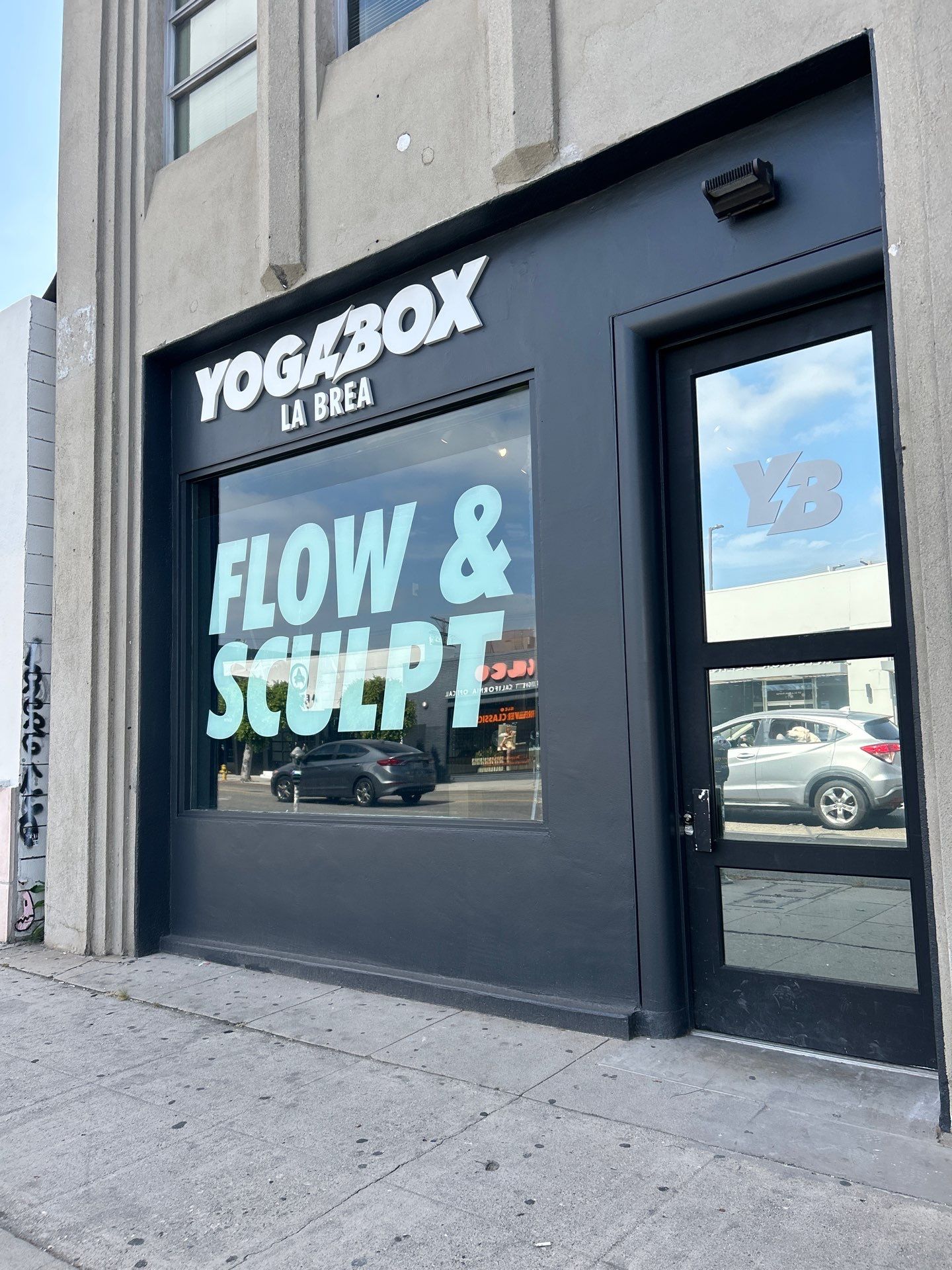 Project in Los Angeles by Golden State Signs