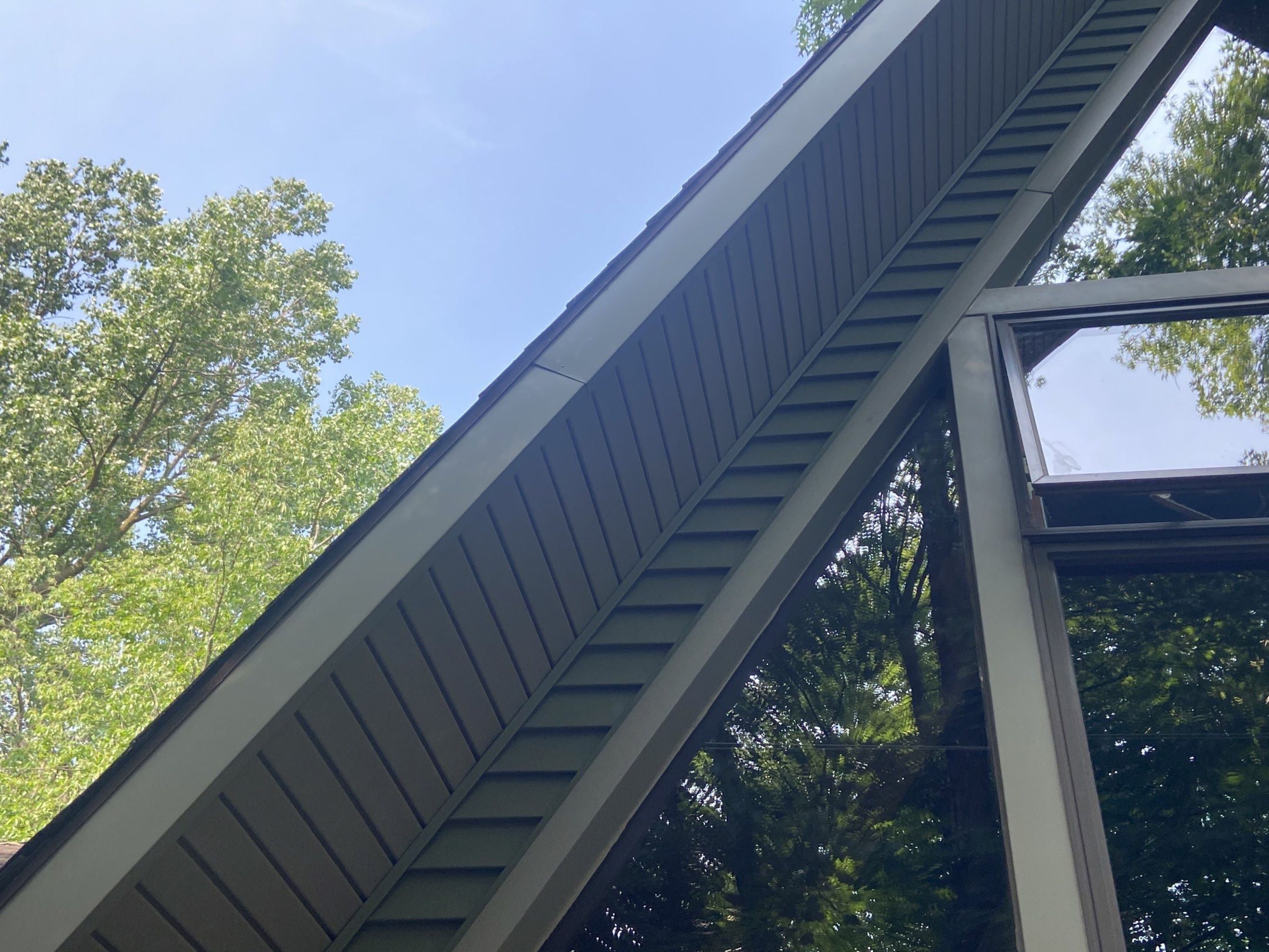 Siding Replacement using CertainTeed Restoration Classis D4 by 180 Contractors