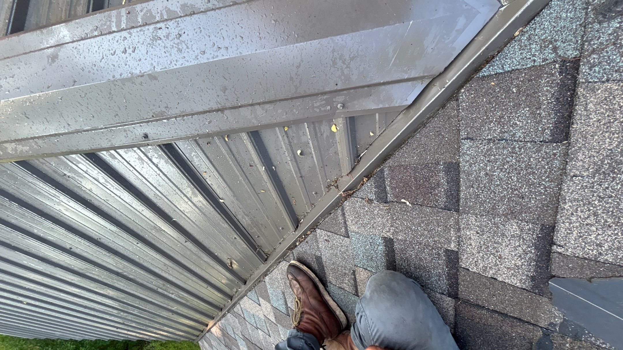 Roof Replacement using Owens Corning Peppercorn by 180 Contractors