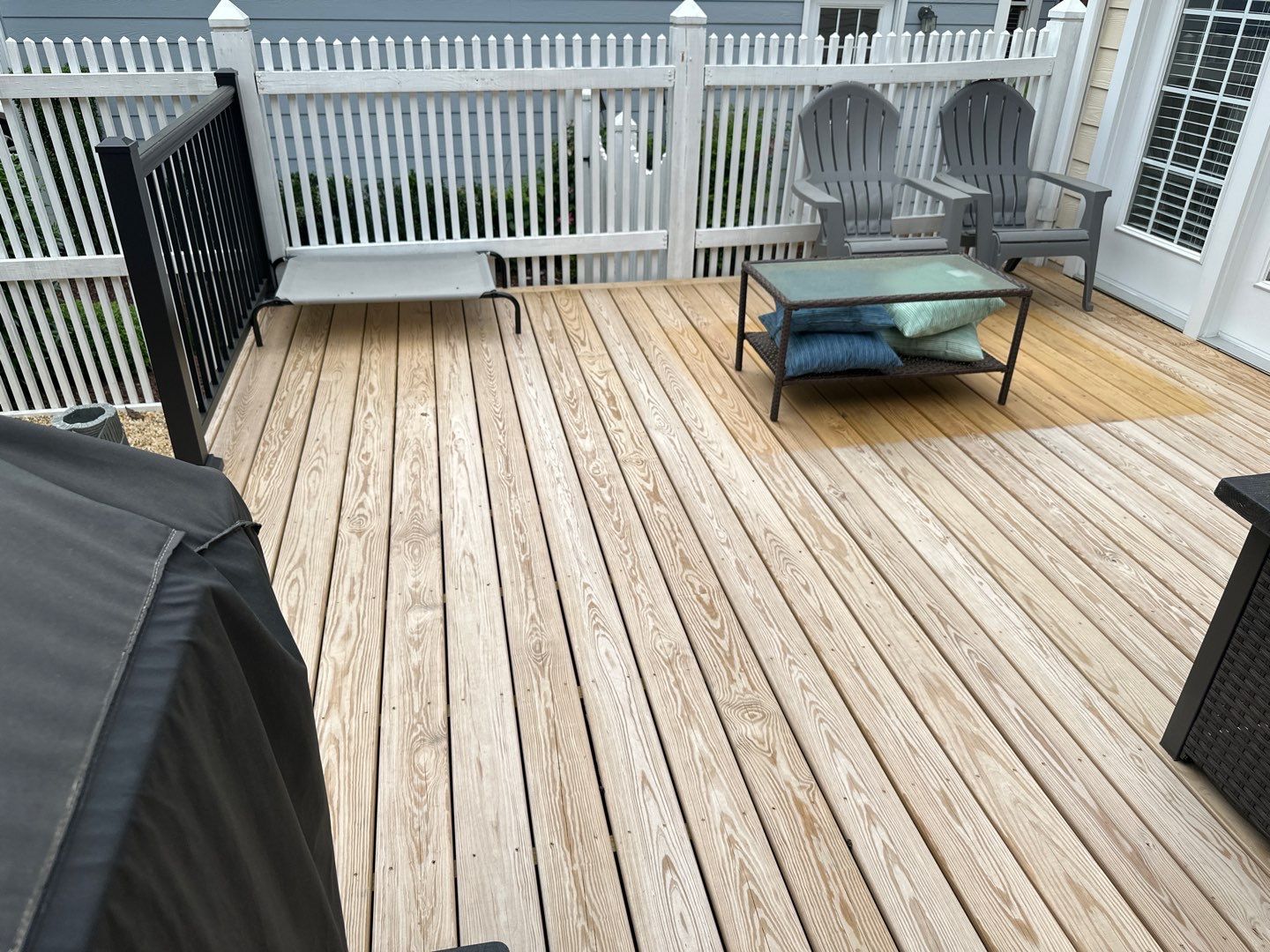 Weathered Deck using Wood Sealant by DuraSeal