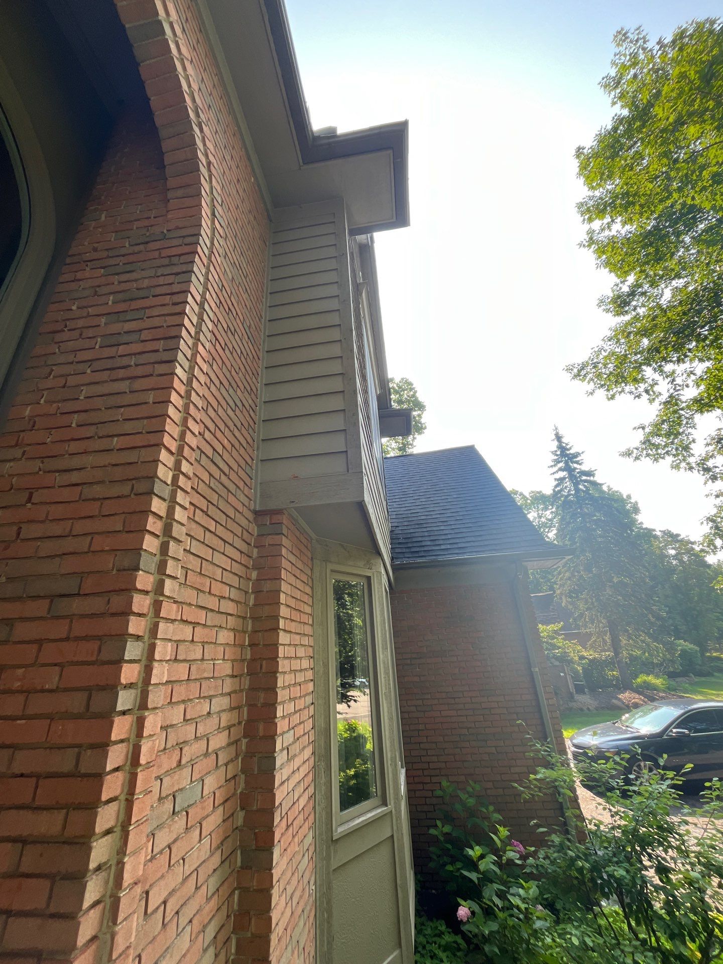 Siding Replacement using Alside S7 Cedar Mill Grain Cape Cod Grey by 180 Contractors